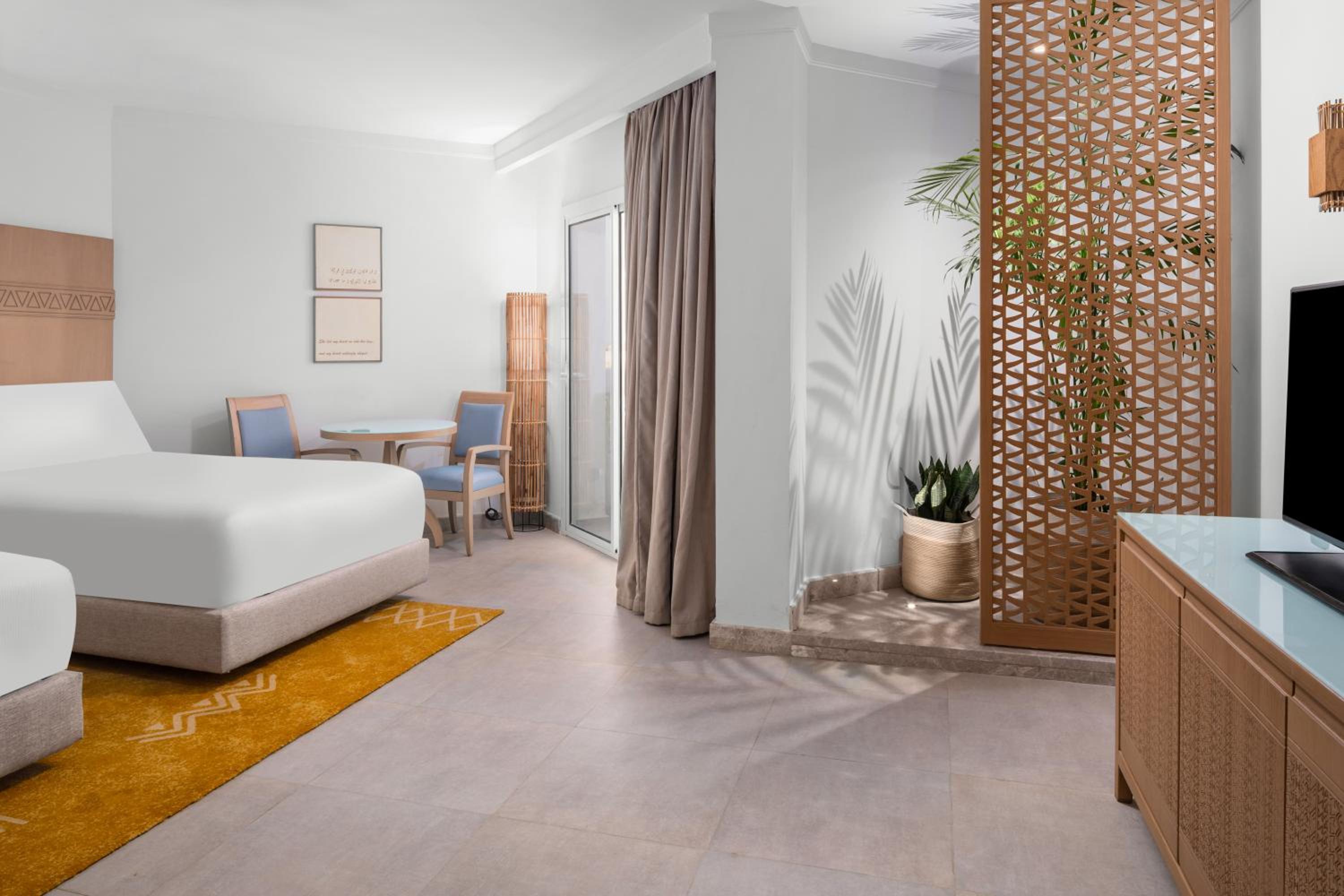 Premium Beachside Twin Room with Pool View