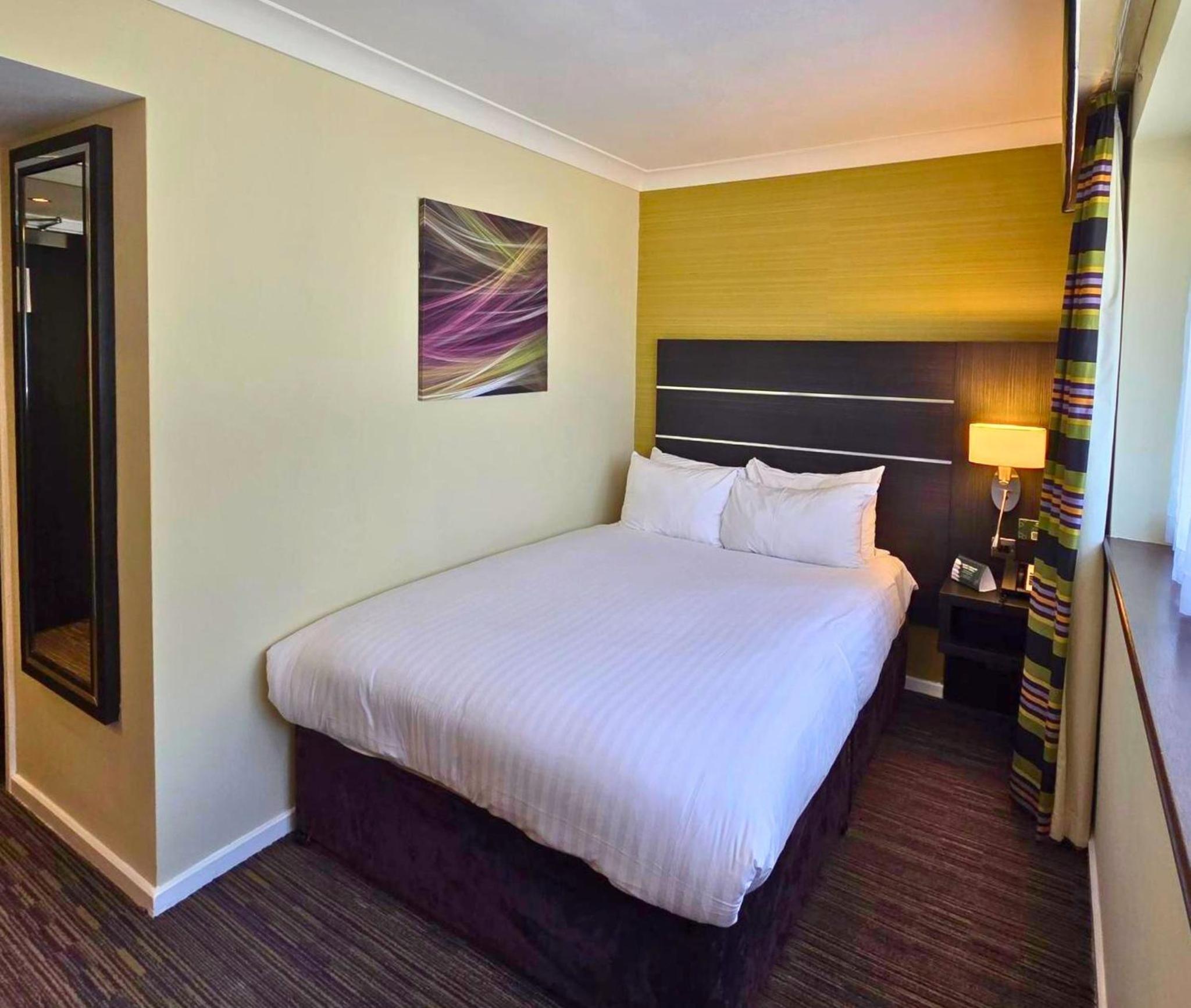 Single Room - Photo 2