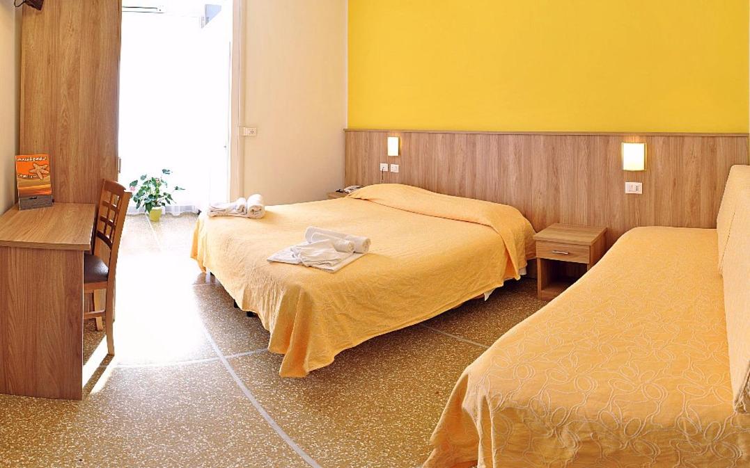 Basic Triple Room