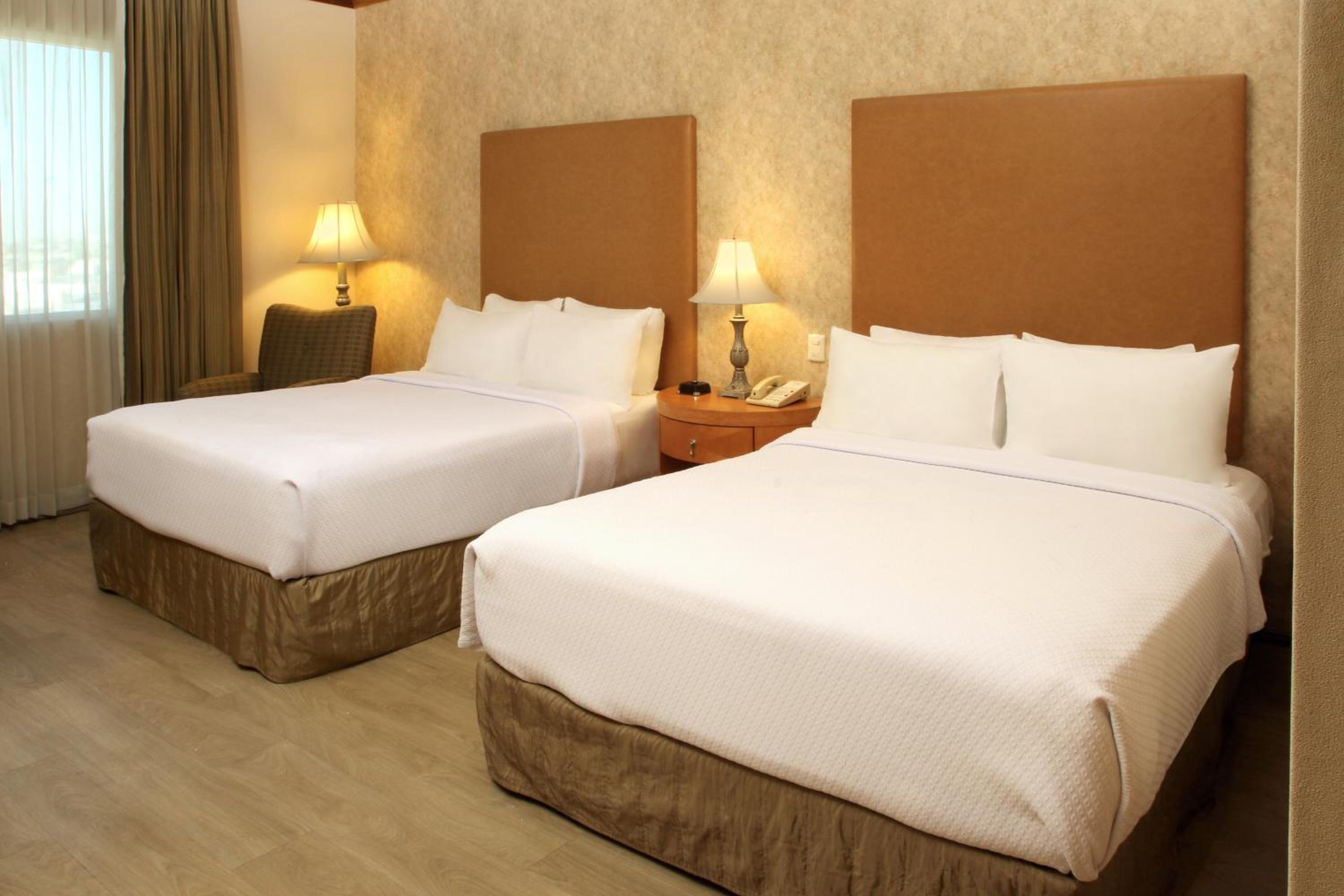 Standard Twin Room - Lounge Access - Photo 3