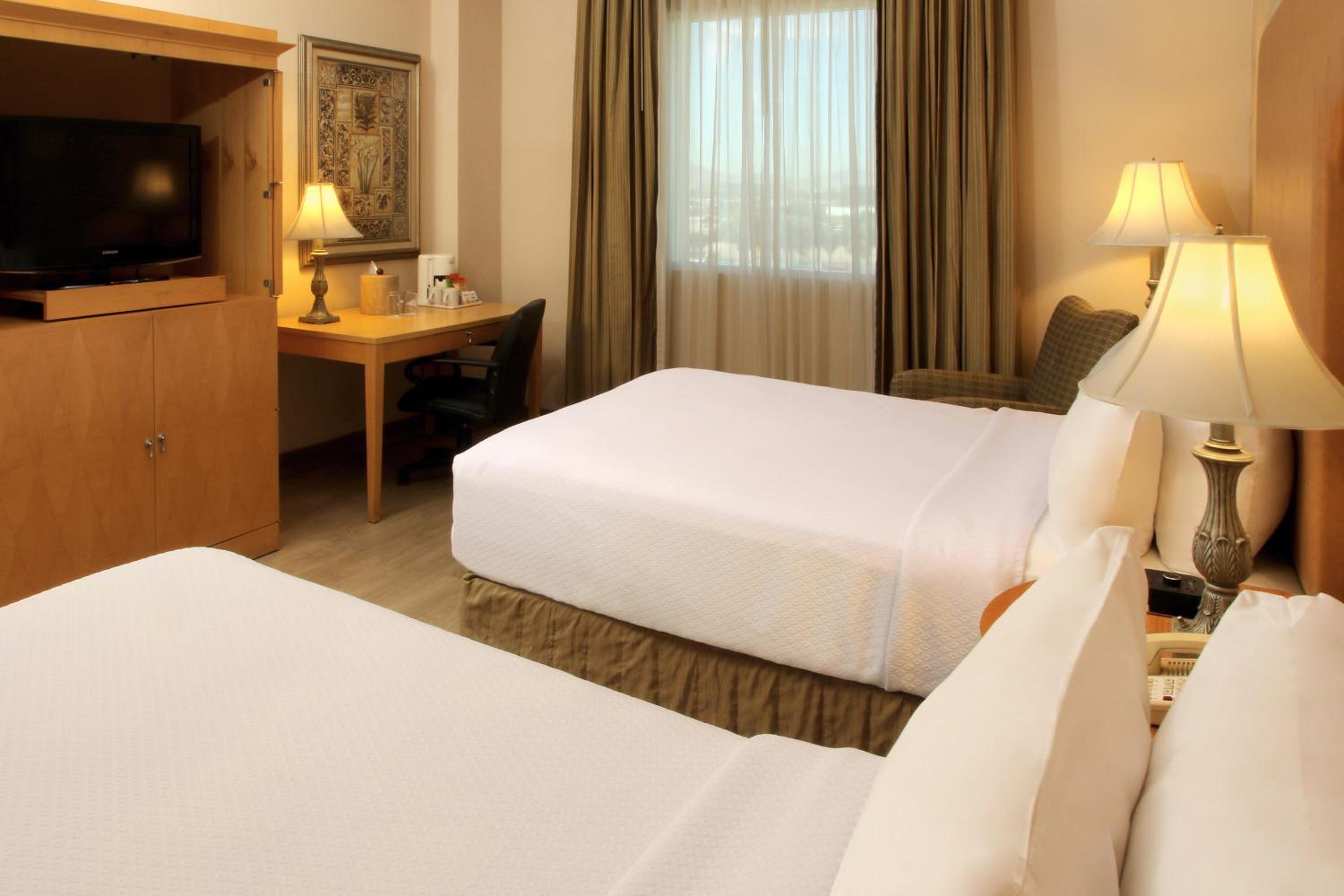 Standard Twin Room - Lounge Access - Photo 5