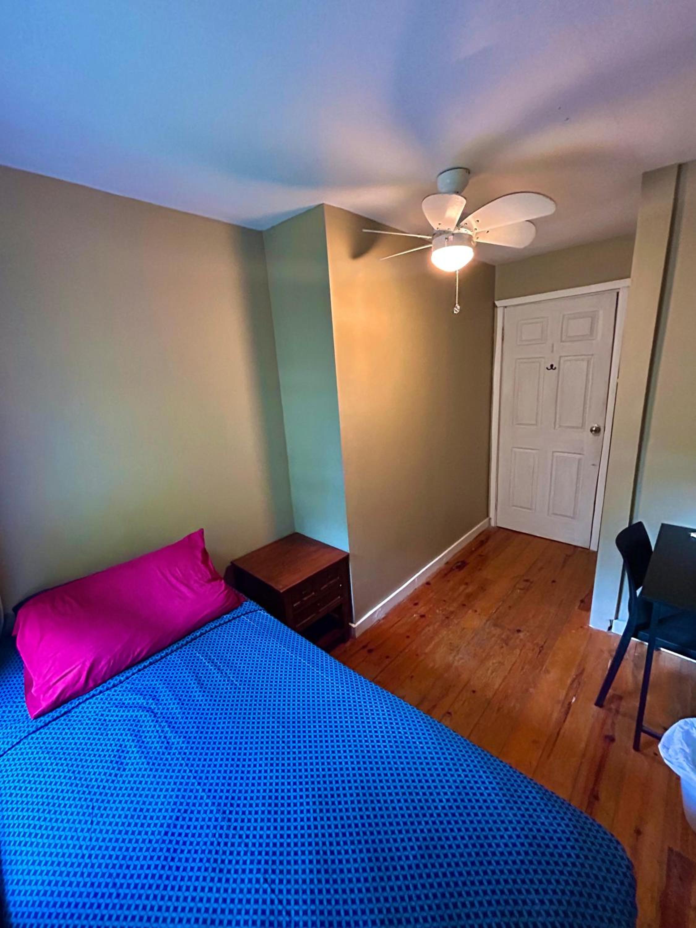 Single Room with Shared Shower and Toilet