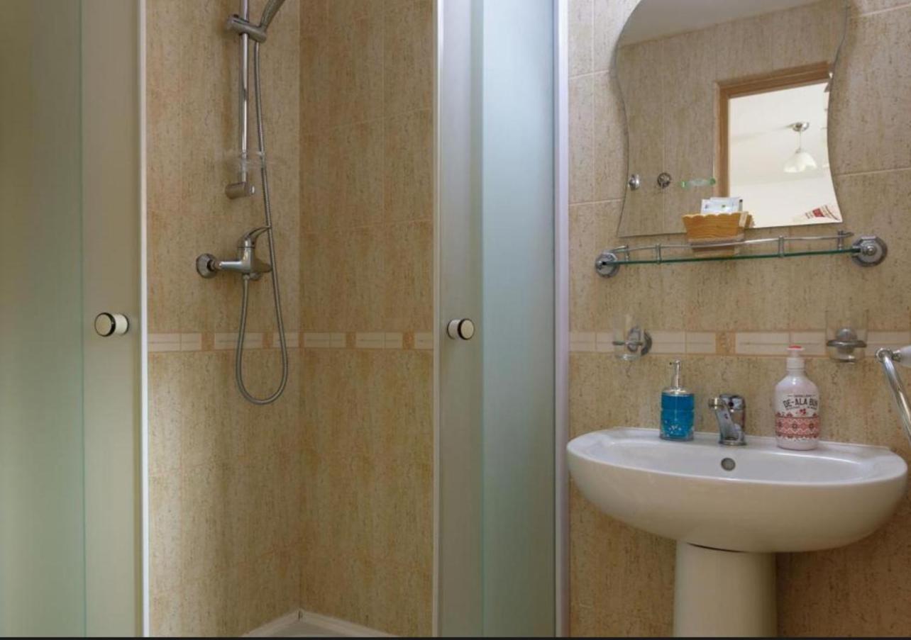 Double or Twin Room with Private Bathroom