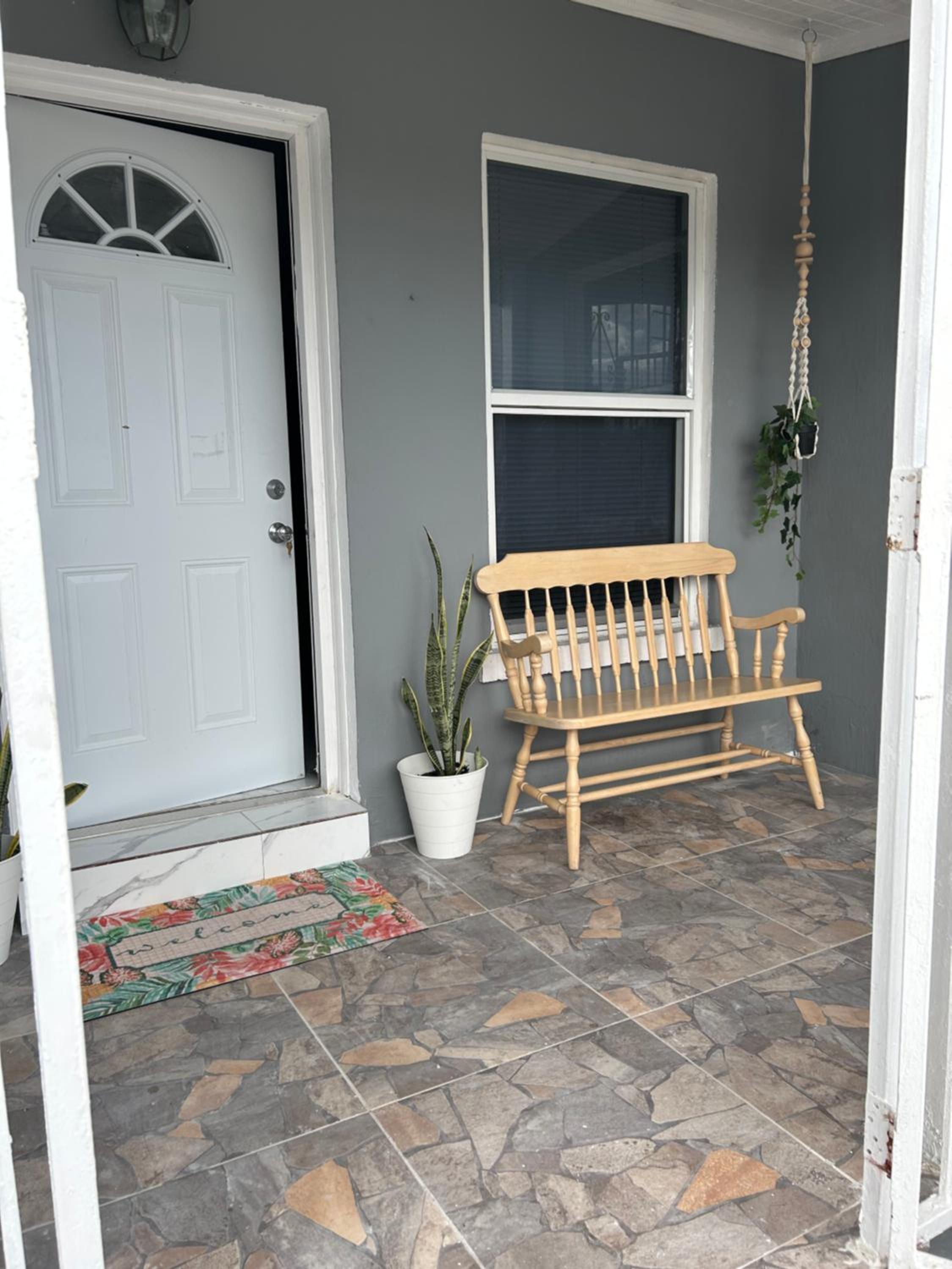 Three-Bedroom House photo 3