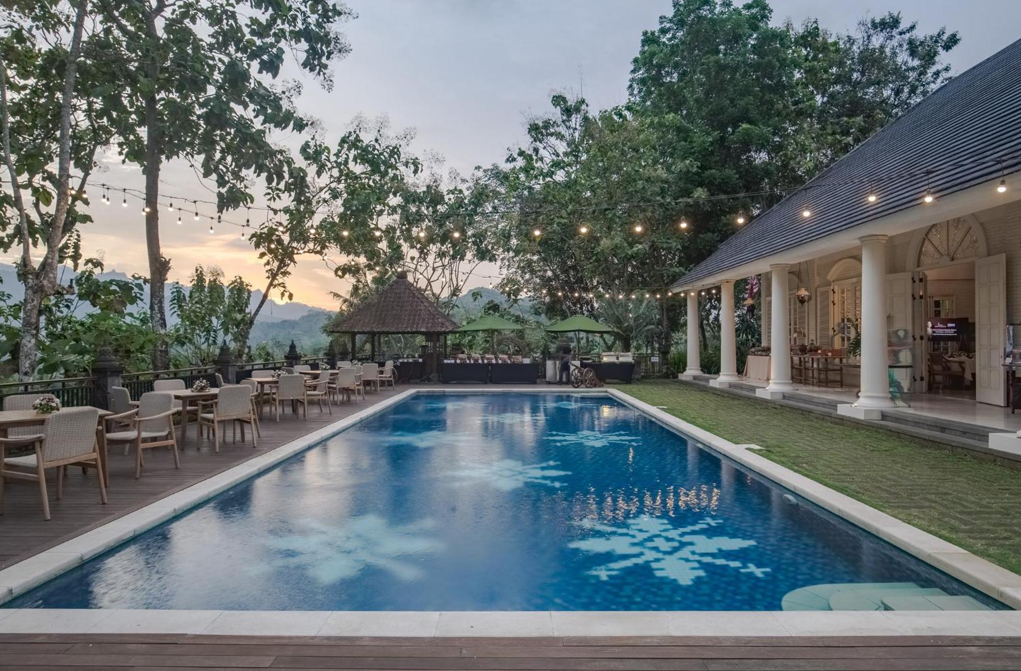 Couple Retreat 3 Day 2 Nights at Exclusive Pool Villa