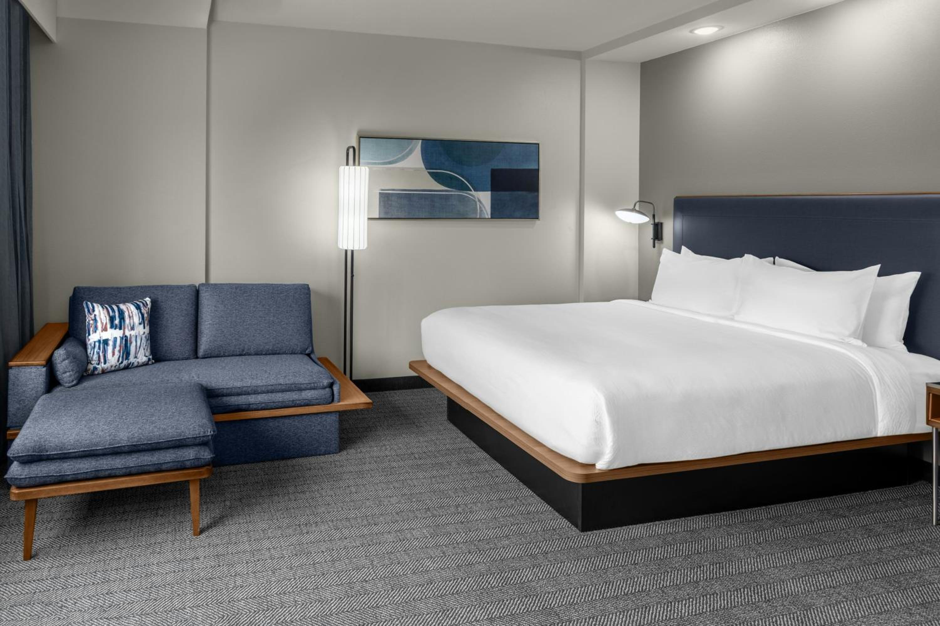 Modified King Room with Sofa Bed