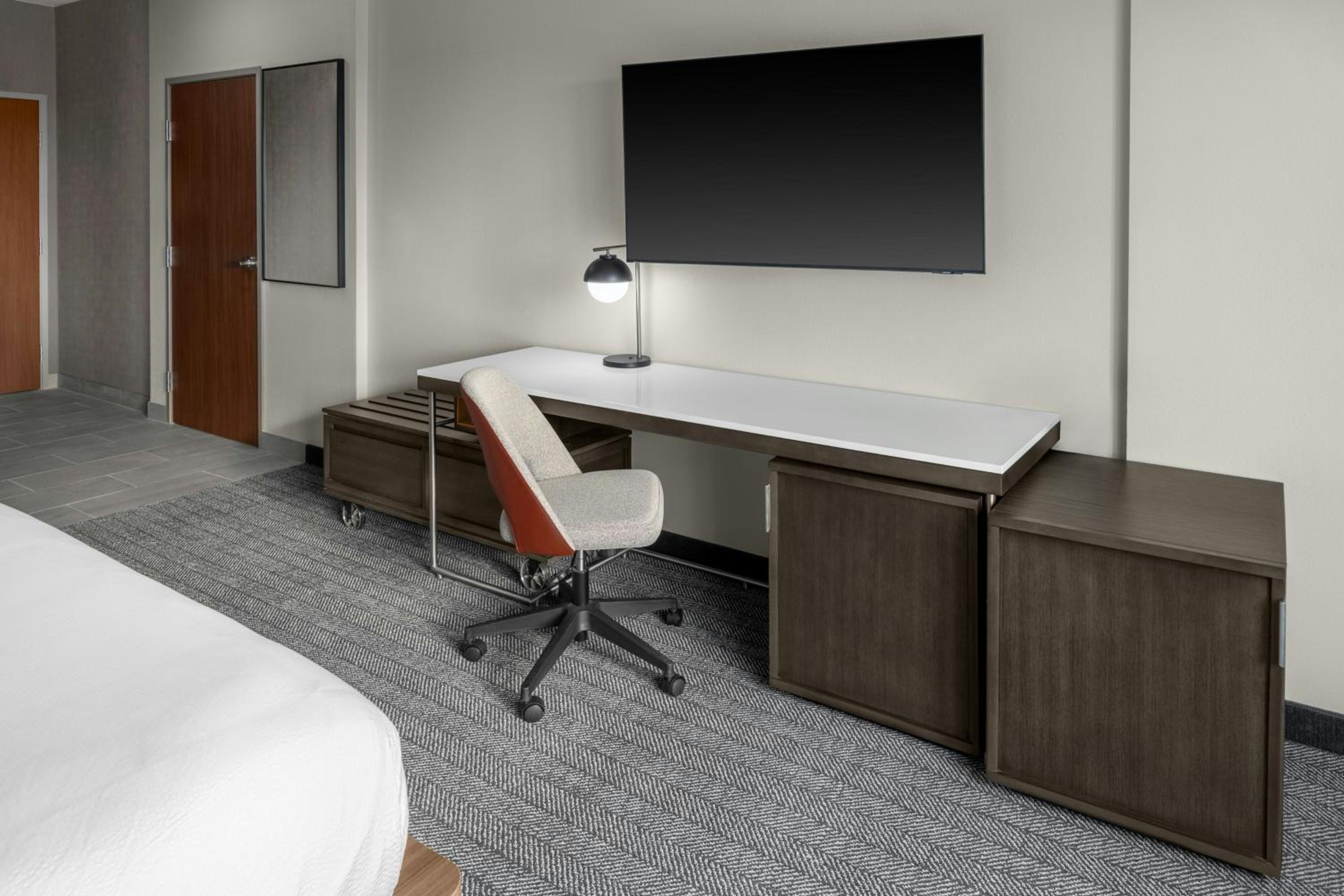 Extended Queen Room with Two Queen Beds
