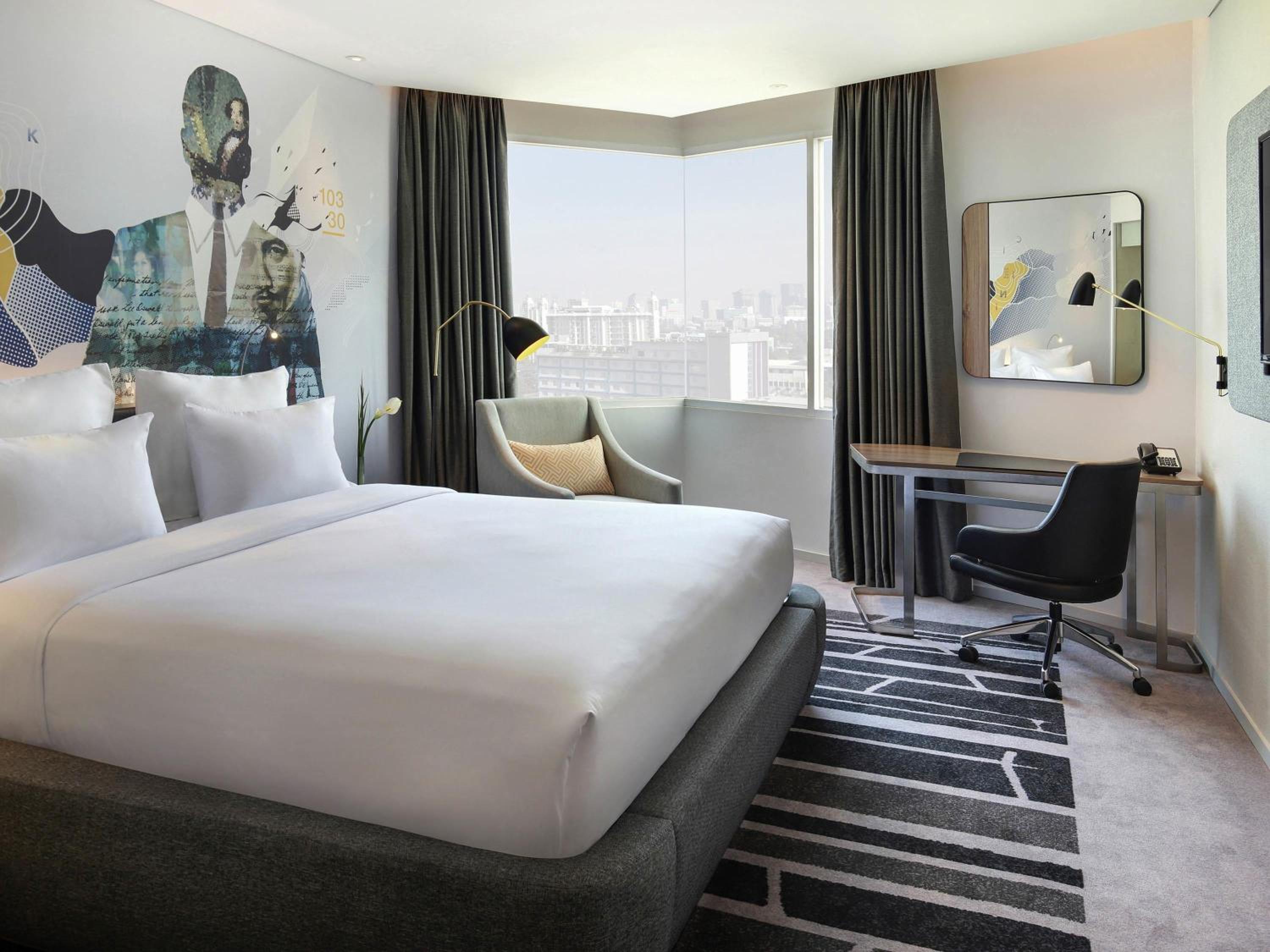 Deluxe Executive King Room - Photo 1