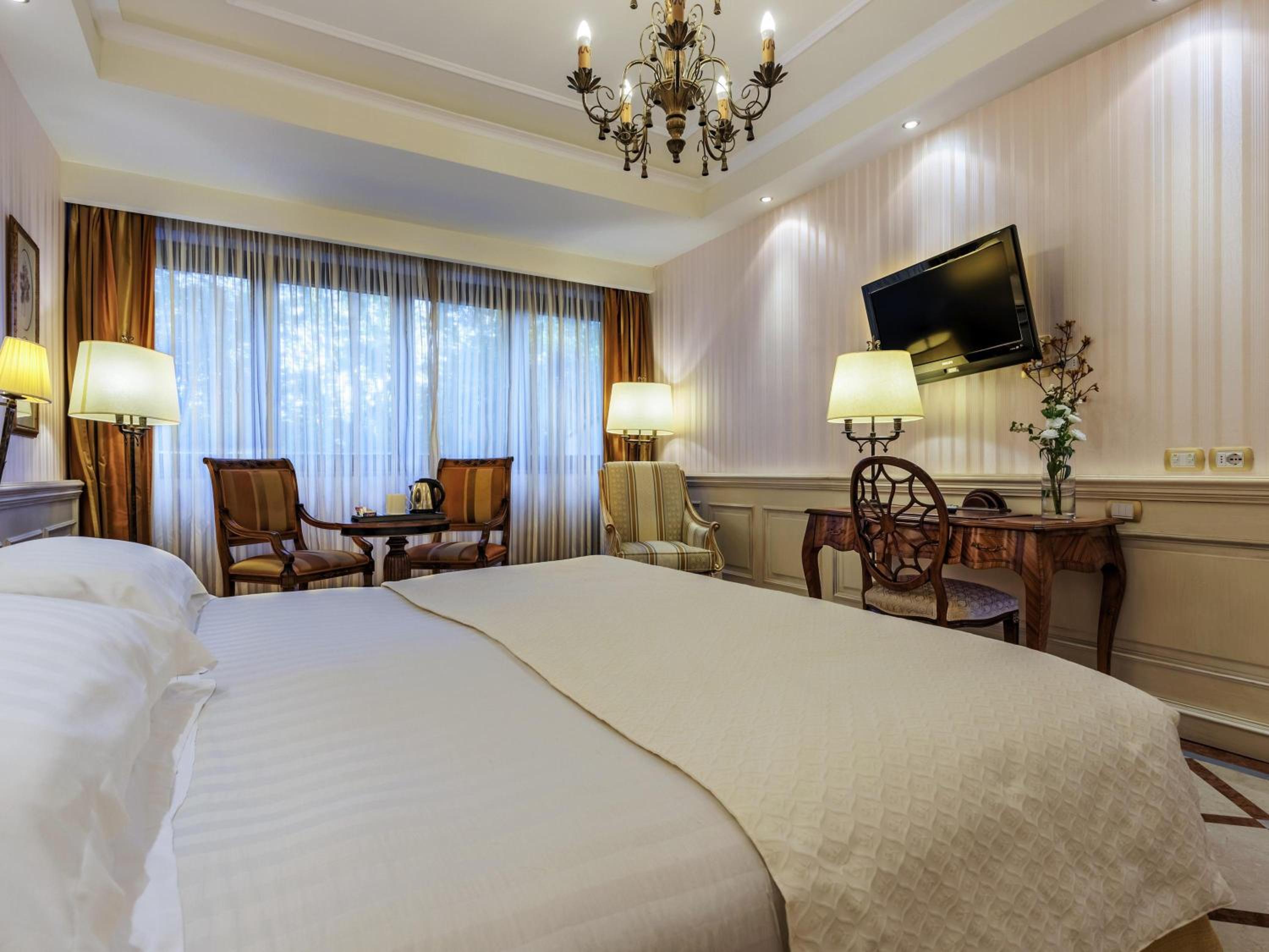 Classic Double Room - Photo 1