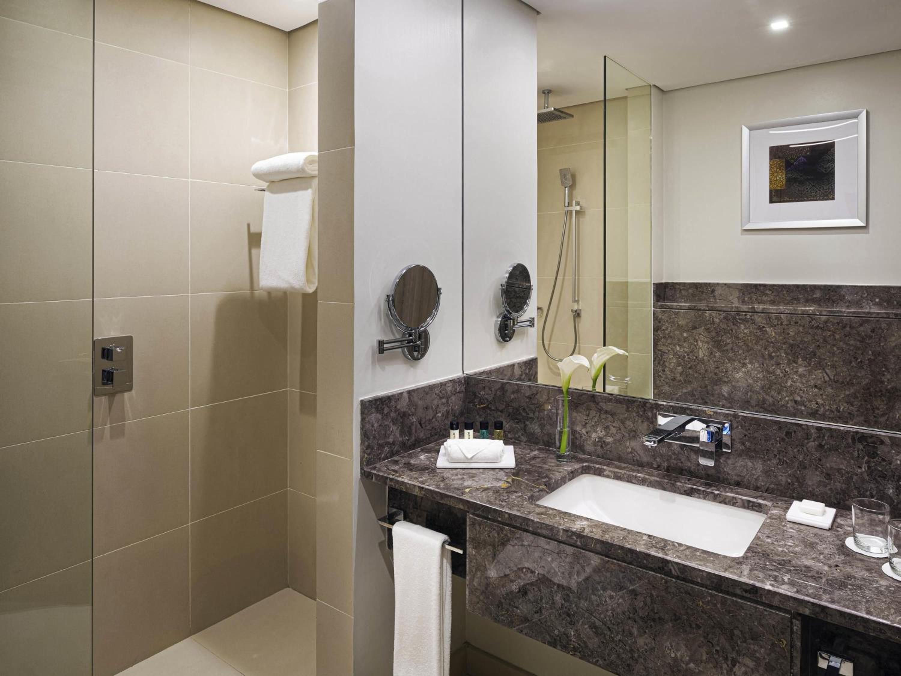 King Studio Residence thumbnail 6
