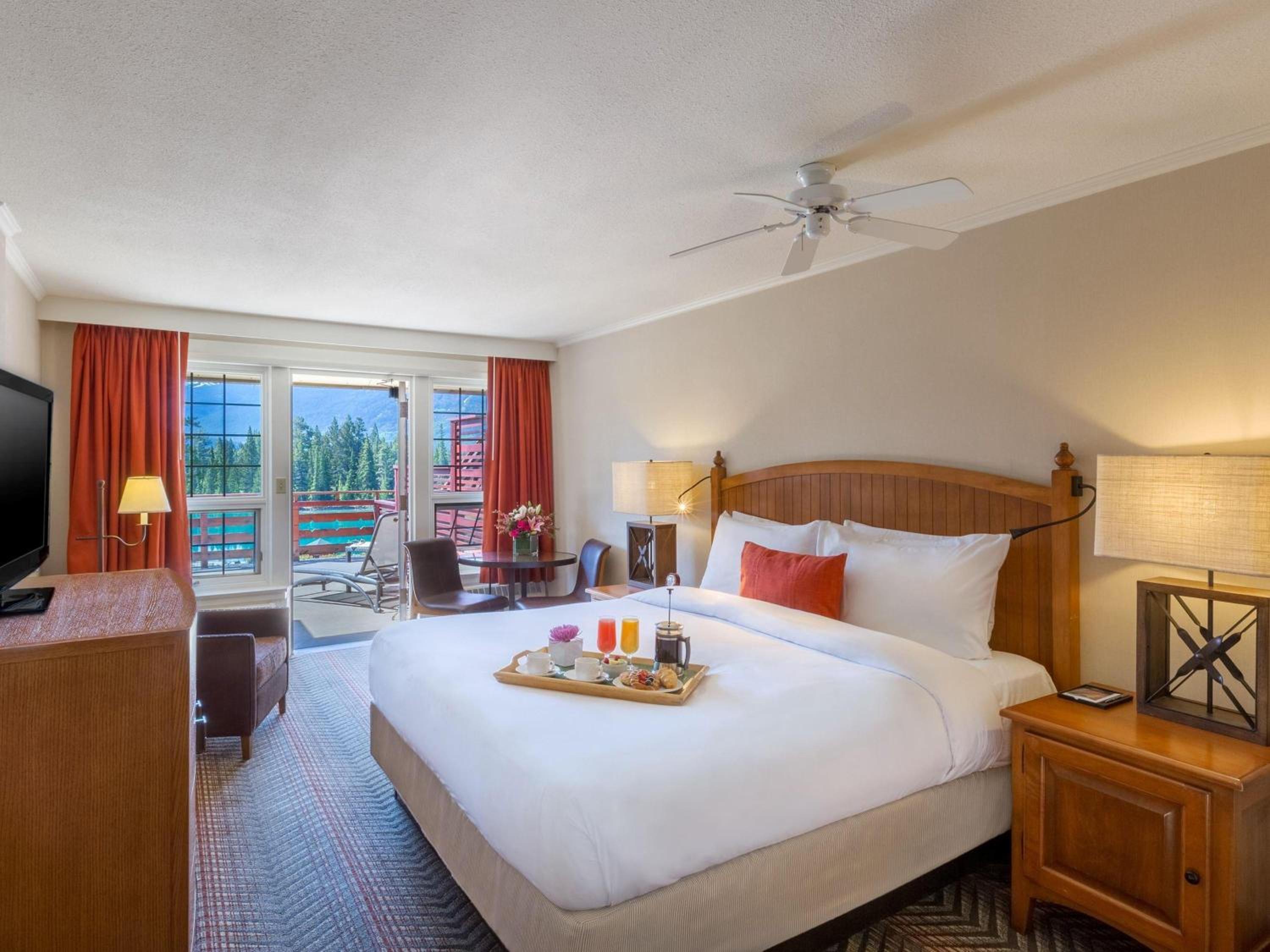Deluxe King Room with Balcony - Main Lodge photo 1