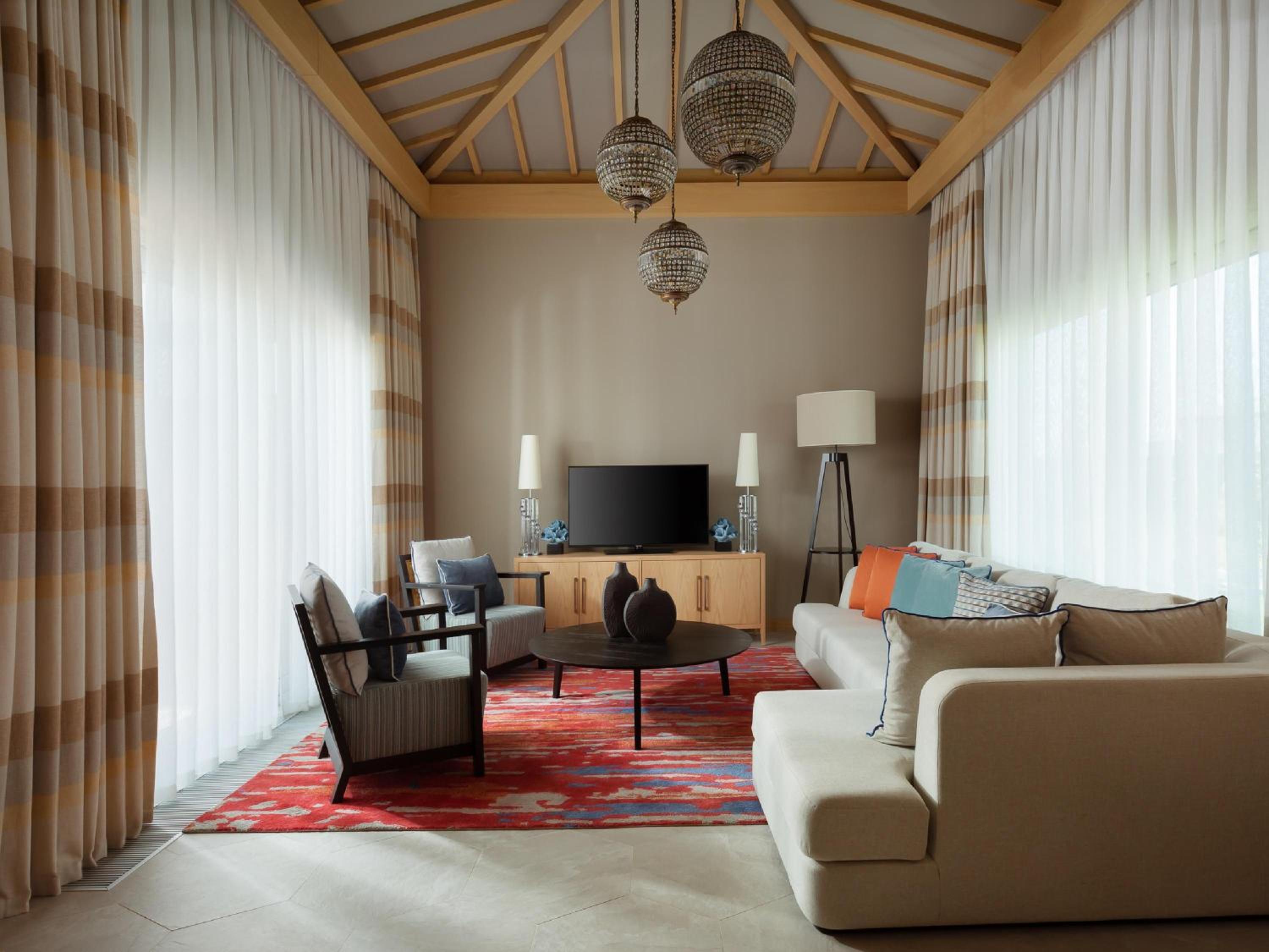 Grand Executive Suite