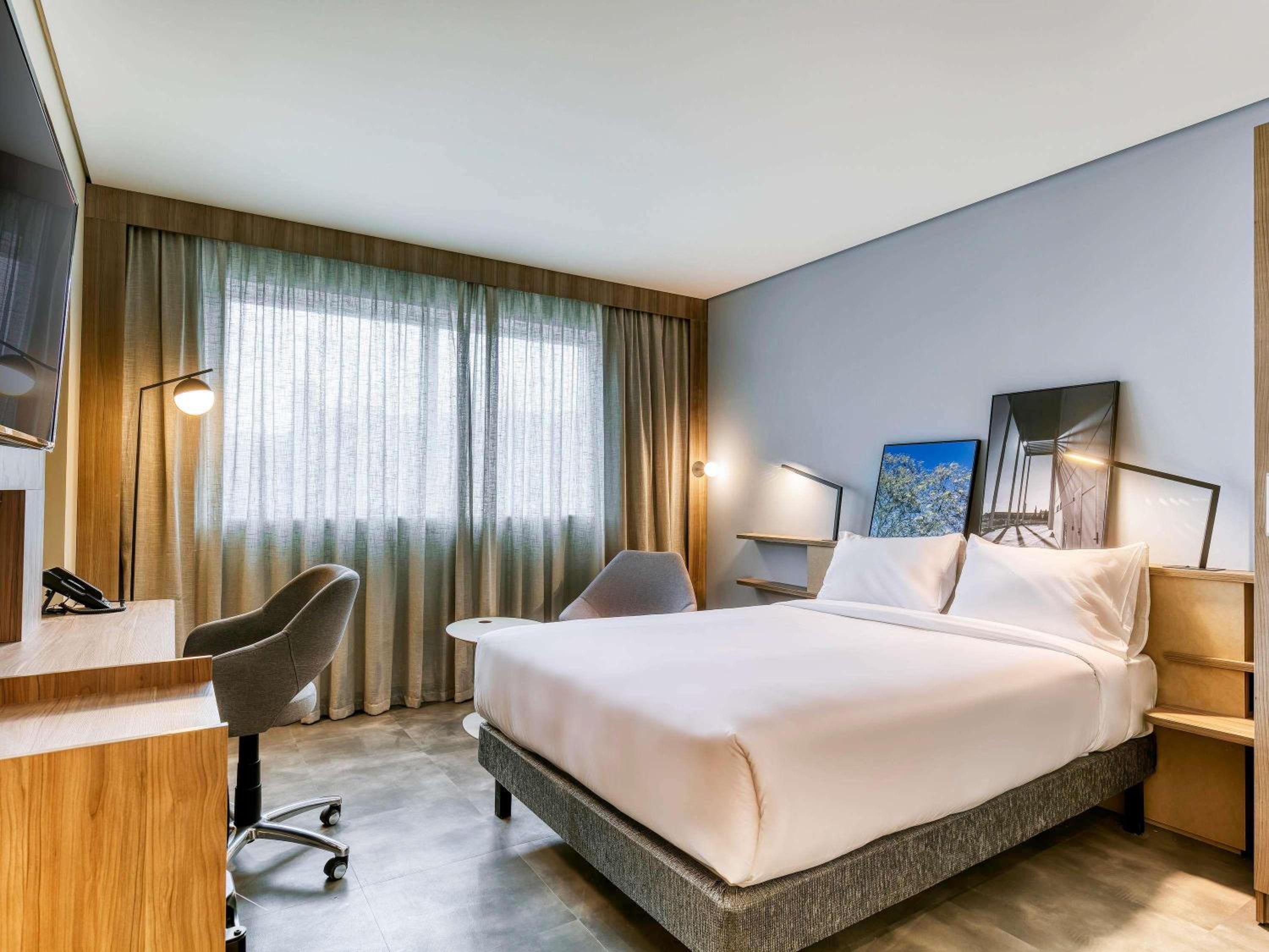 Executive Double Room - disability access photo 1