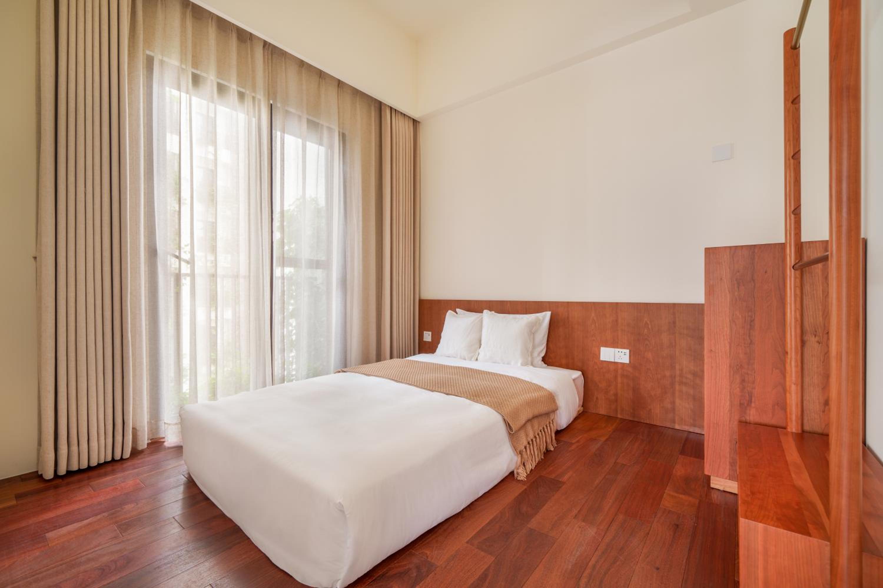Triple Room with City View