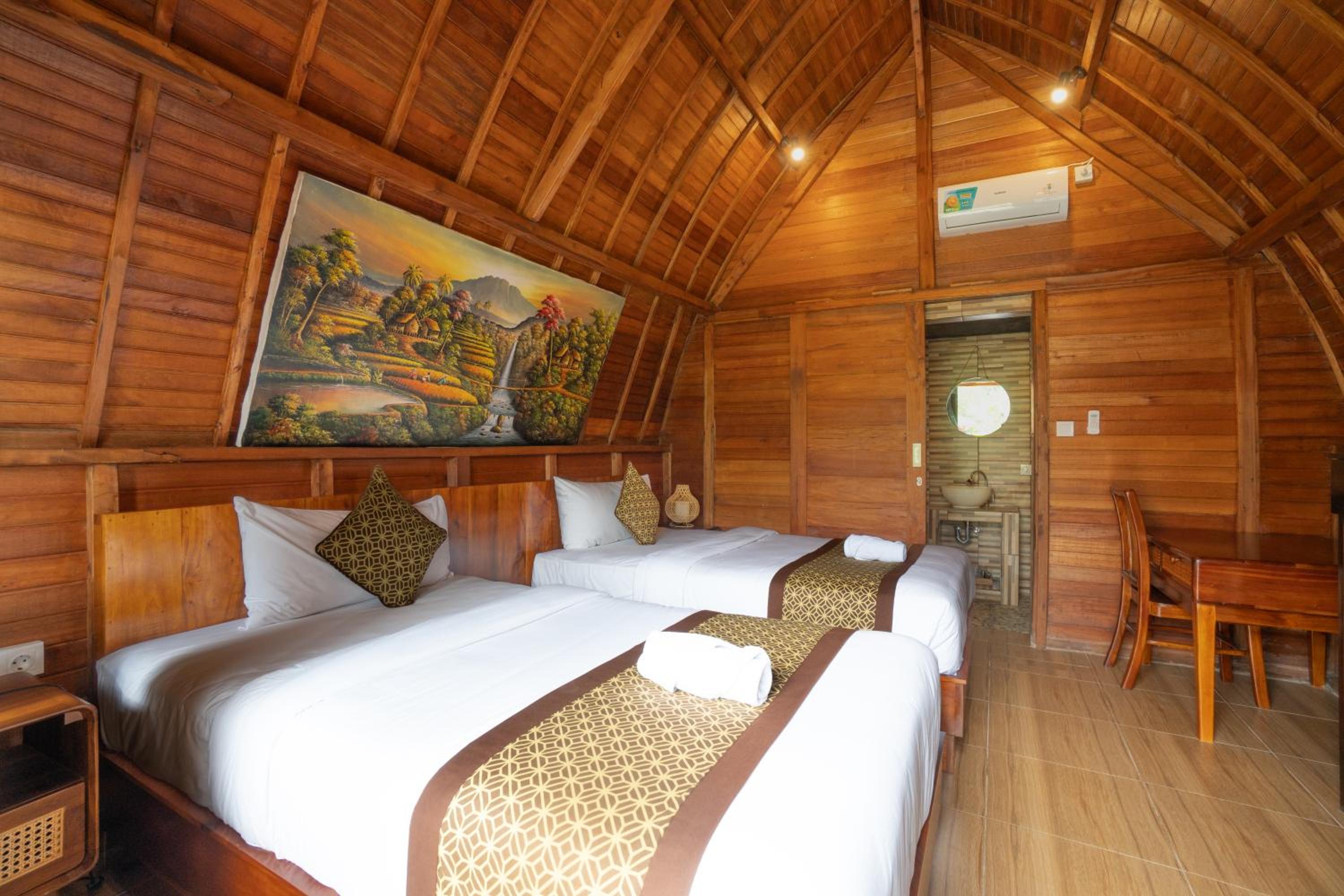 Deluxe Double or Twin Room with Balcony - Photo 14
