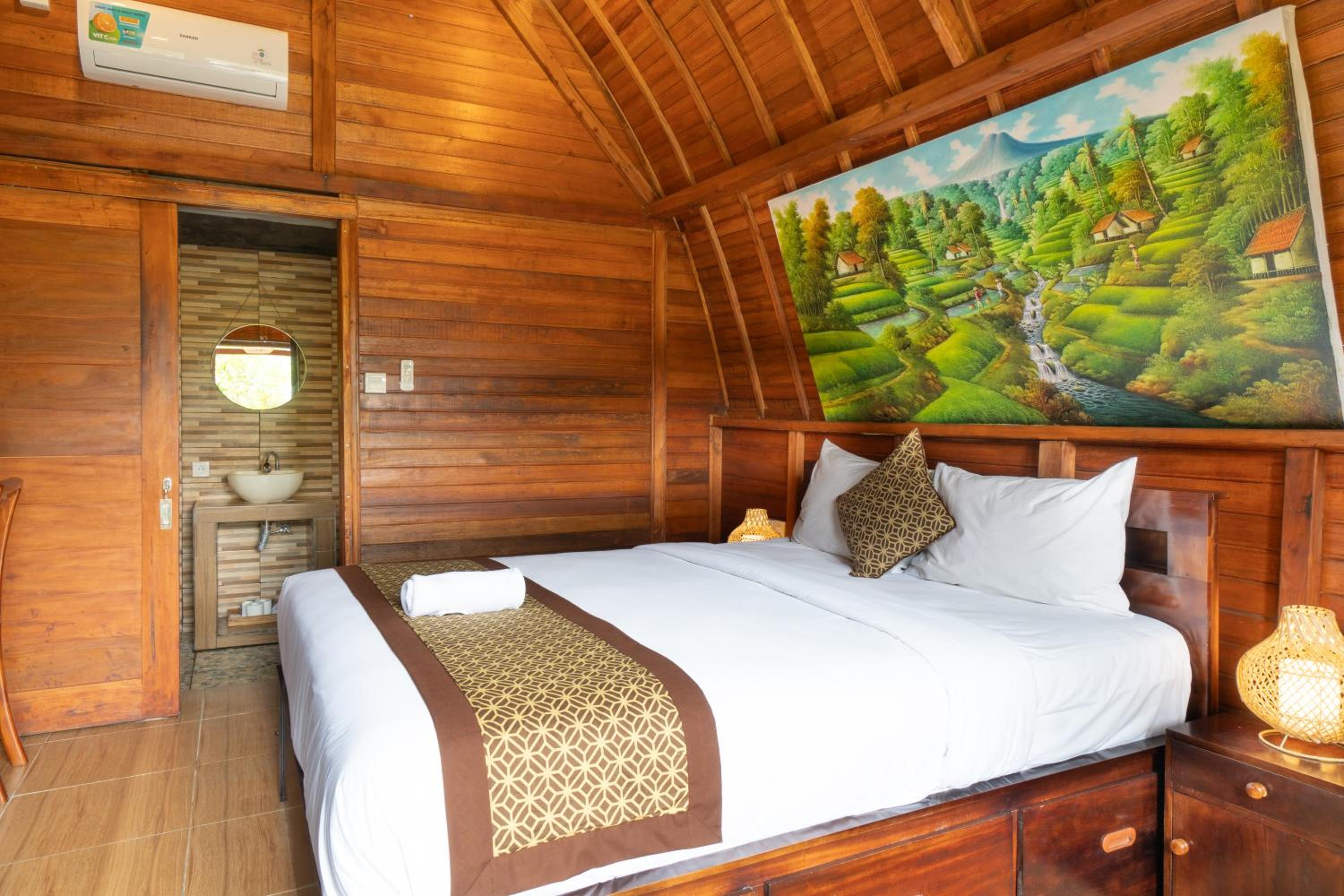 Deluxe Double or Twin Room with Balcony - Photo 7