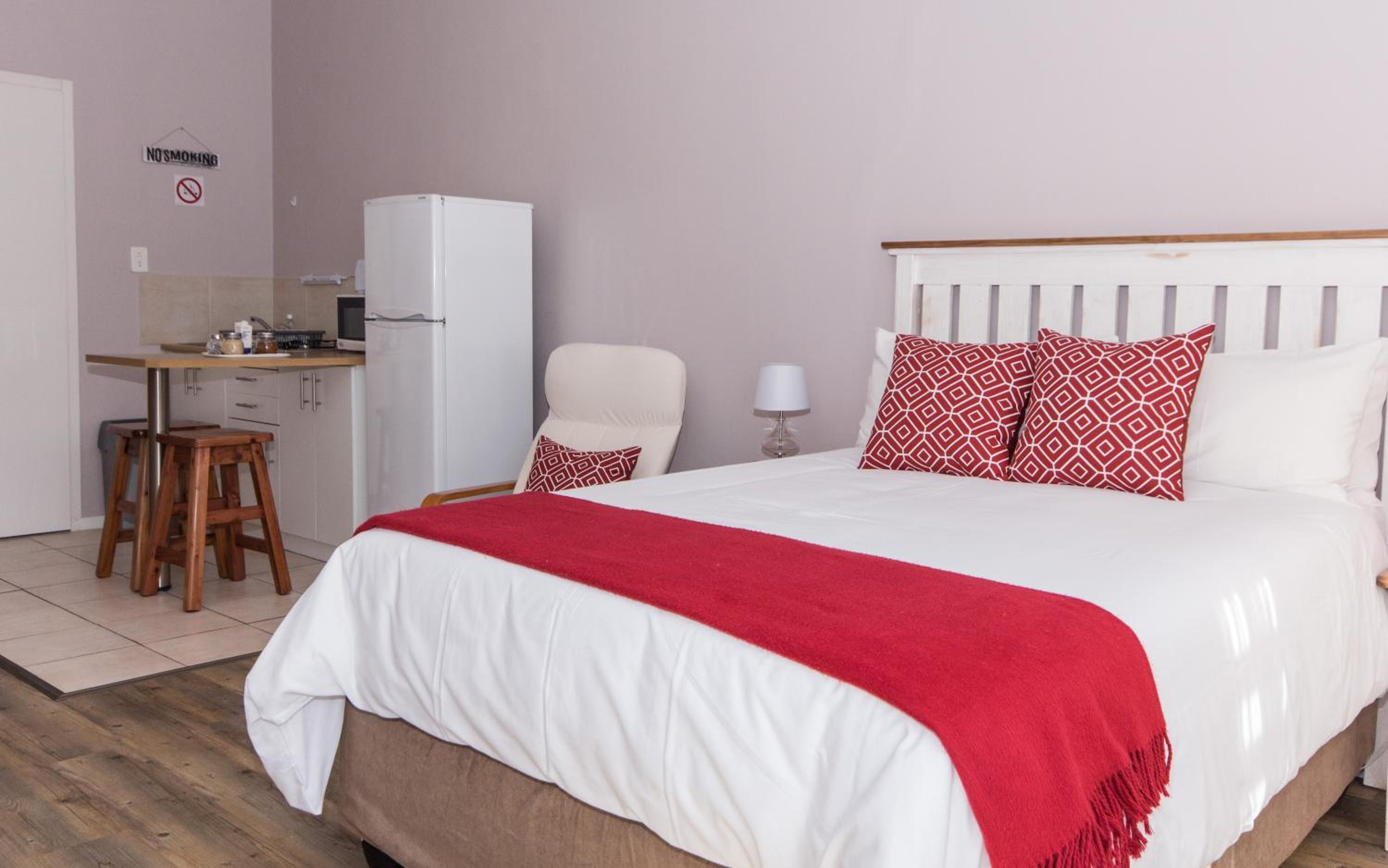 Deluxe Double Room with Shower photo 1