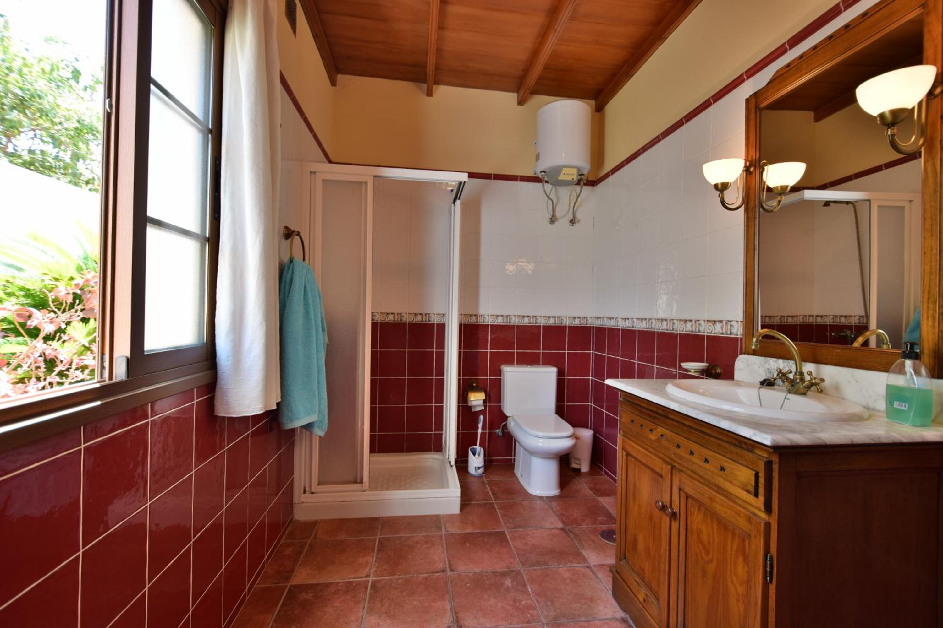 One-Bedroom House photo 3