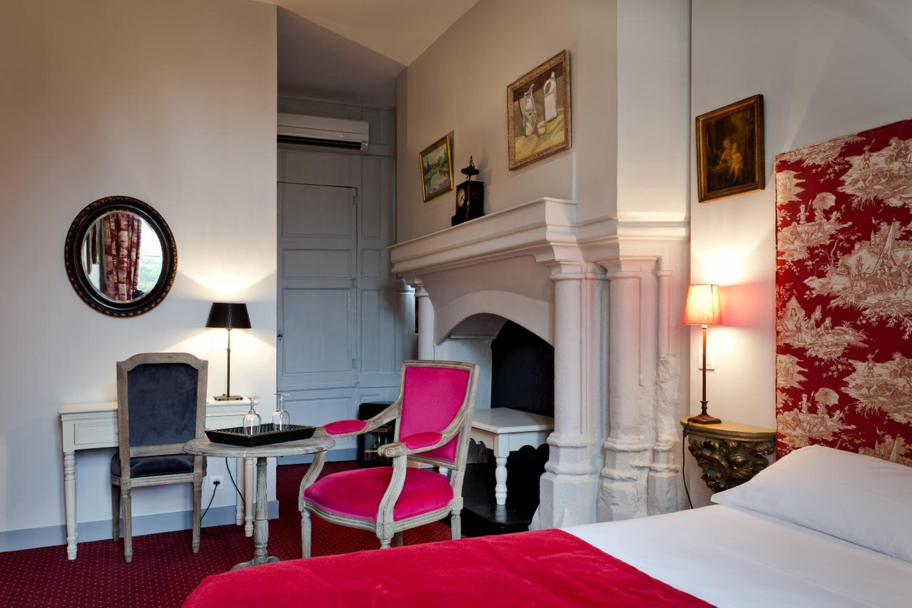 Small Double Room photo 2