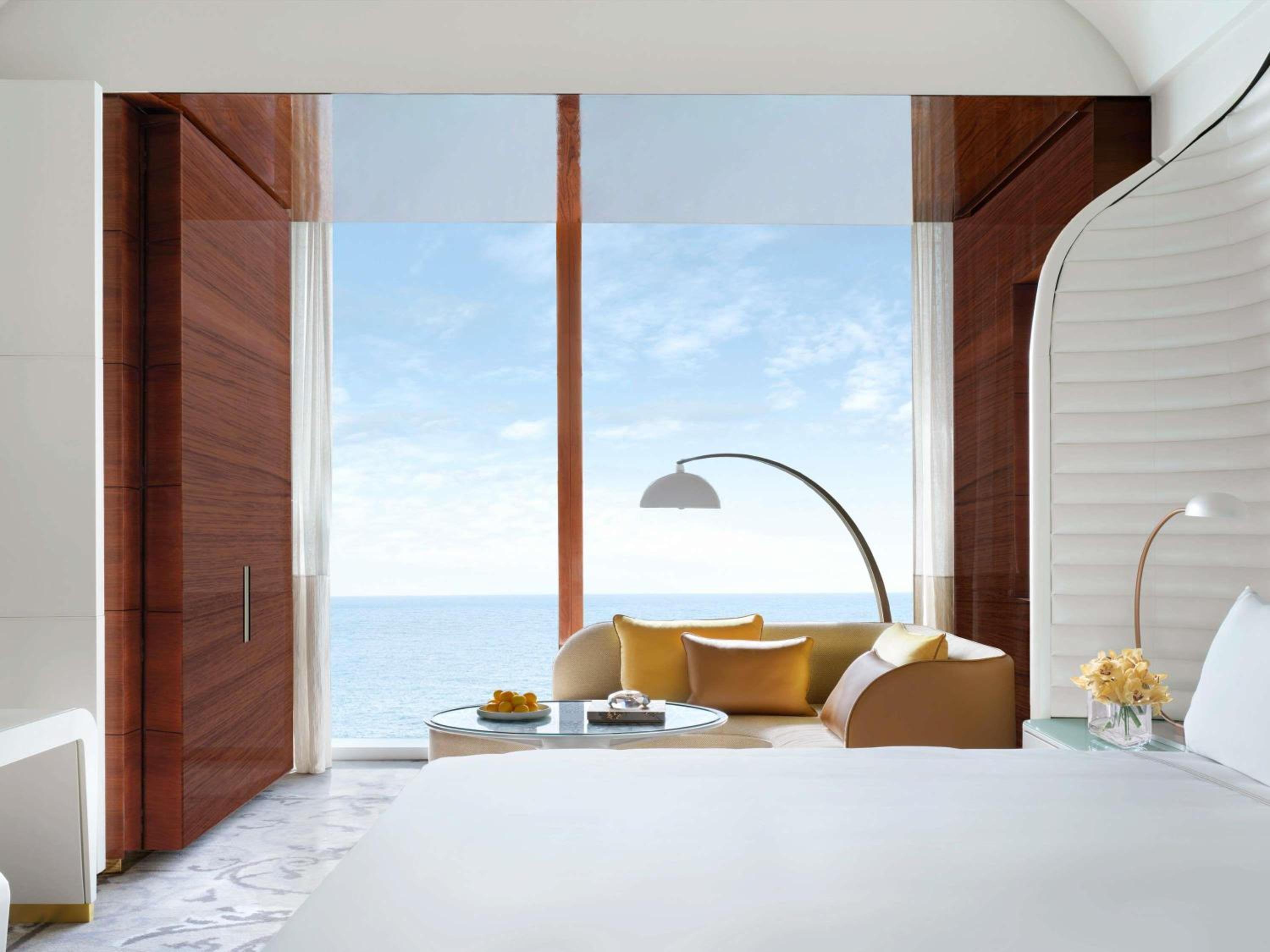 Premier King Room with Balcony and Sea View - Photo 1