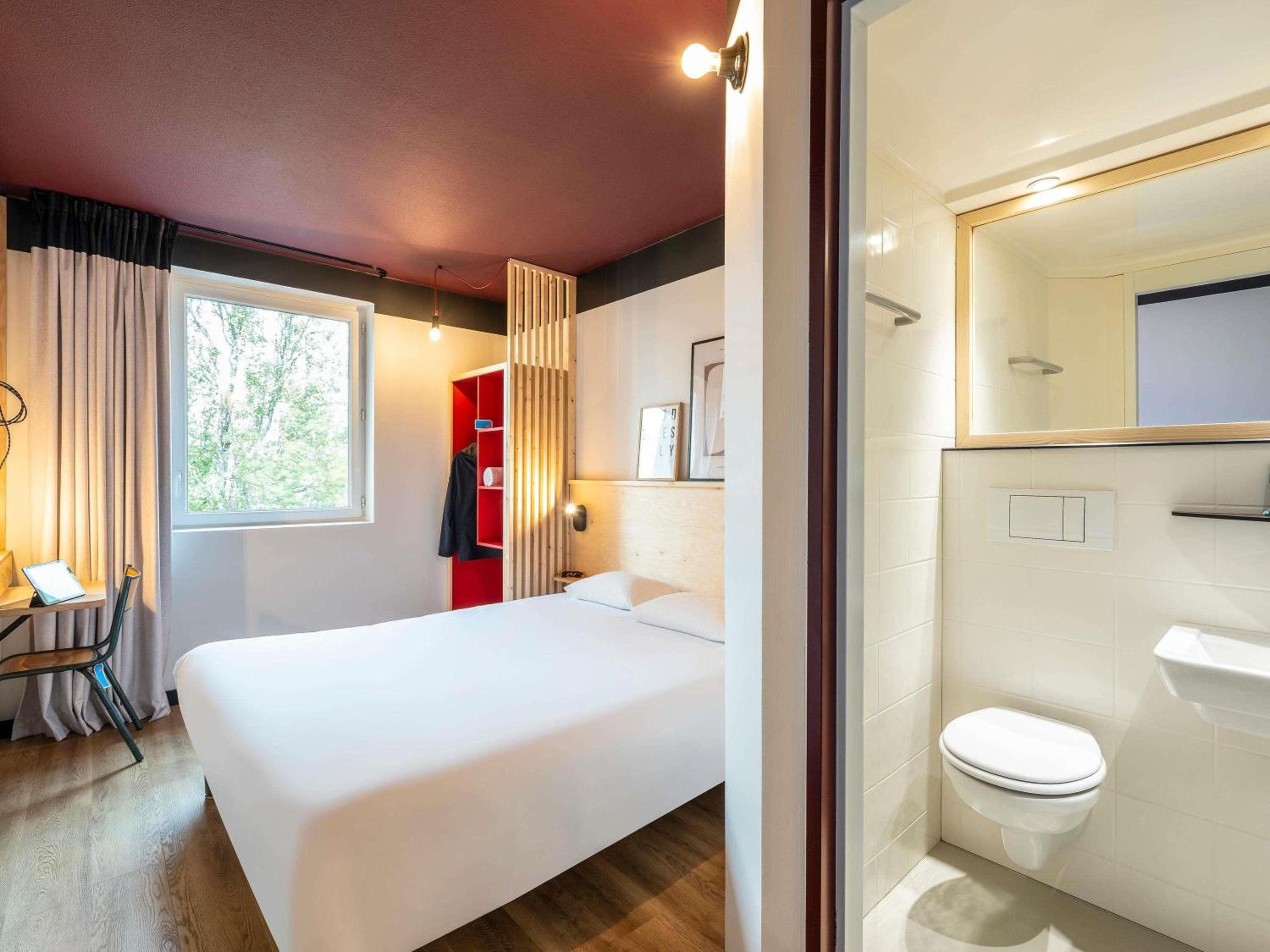 POP Room with Double Bed