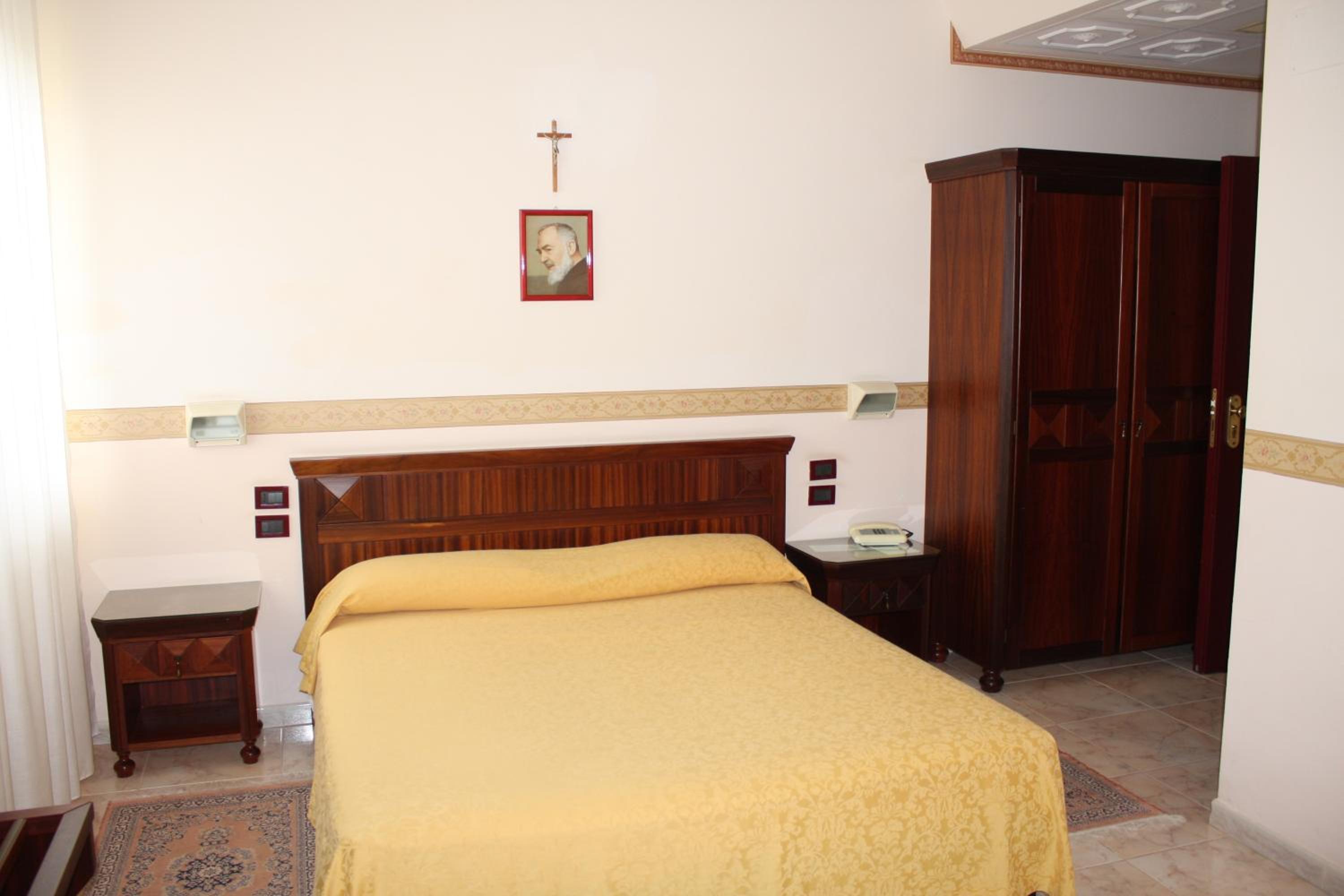 Triple Room photo 2