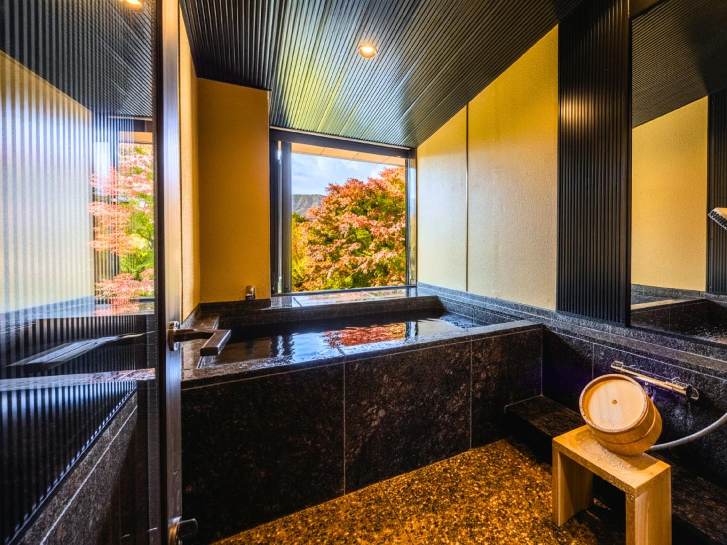 Junior Suite with Garden View