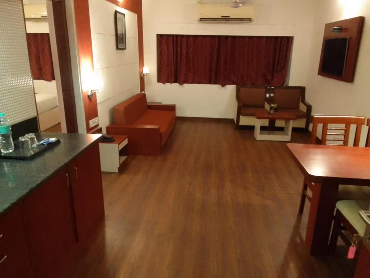 Suite with City View