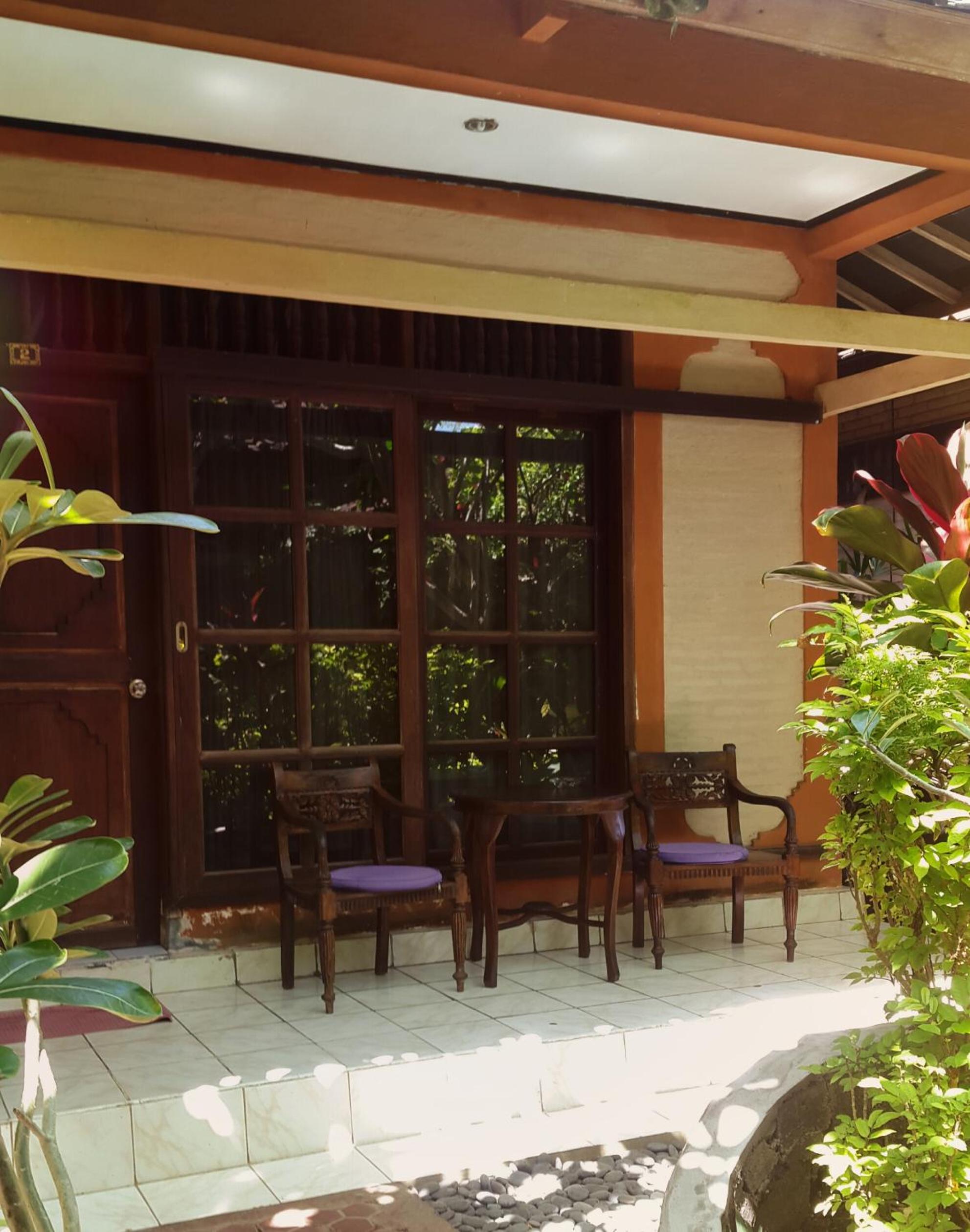 One-Bedroom Bungalow - Photo 13
