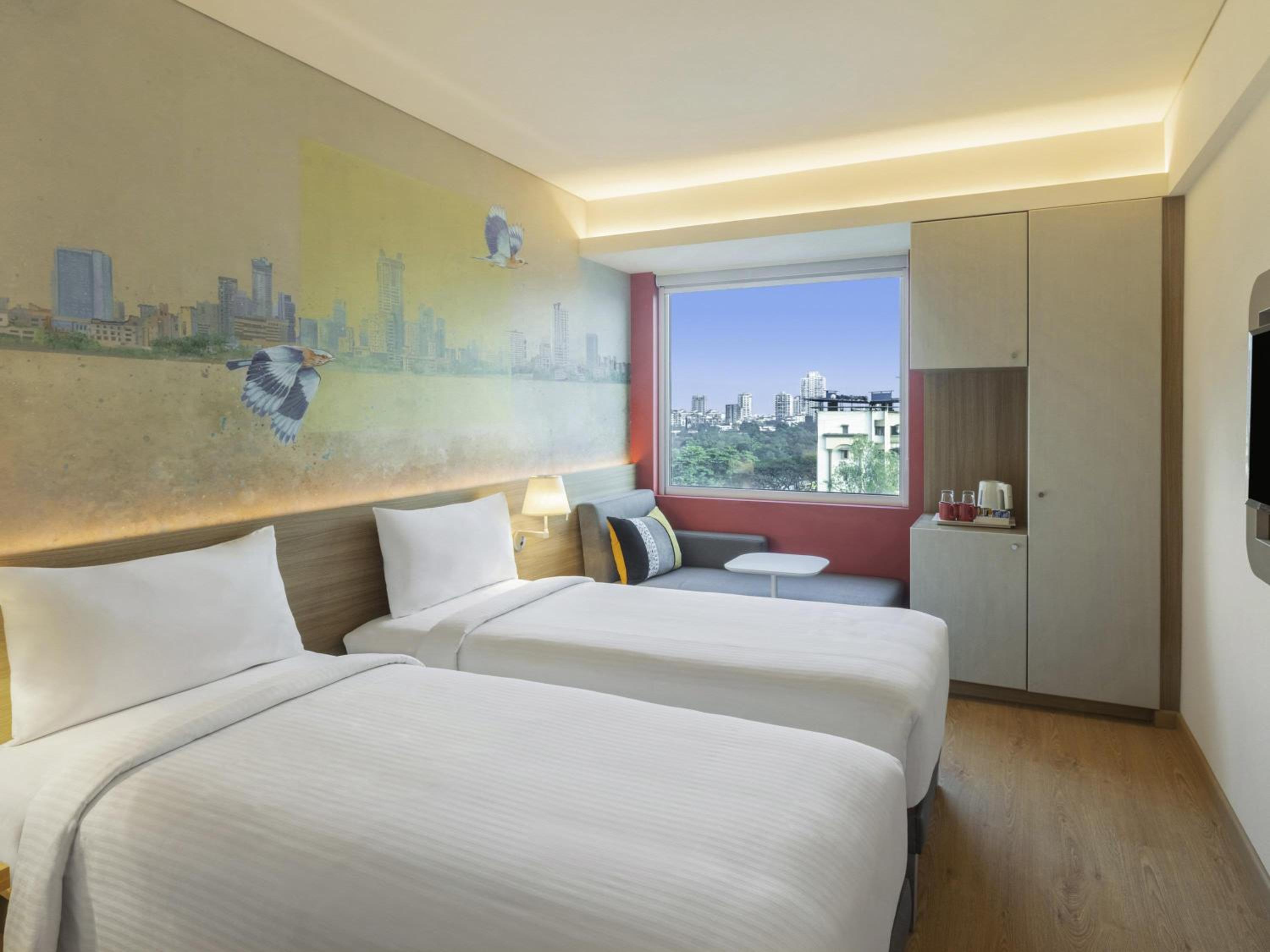 Superior Twin Room - High Floor - Photo 1