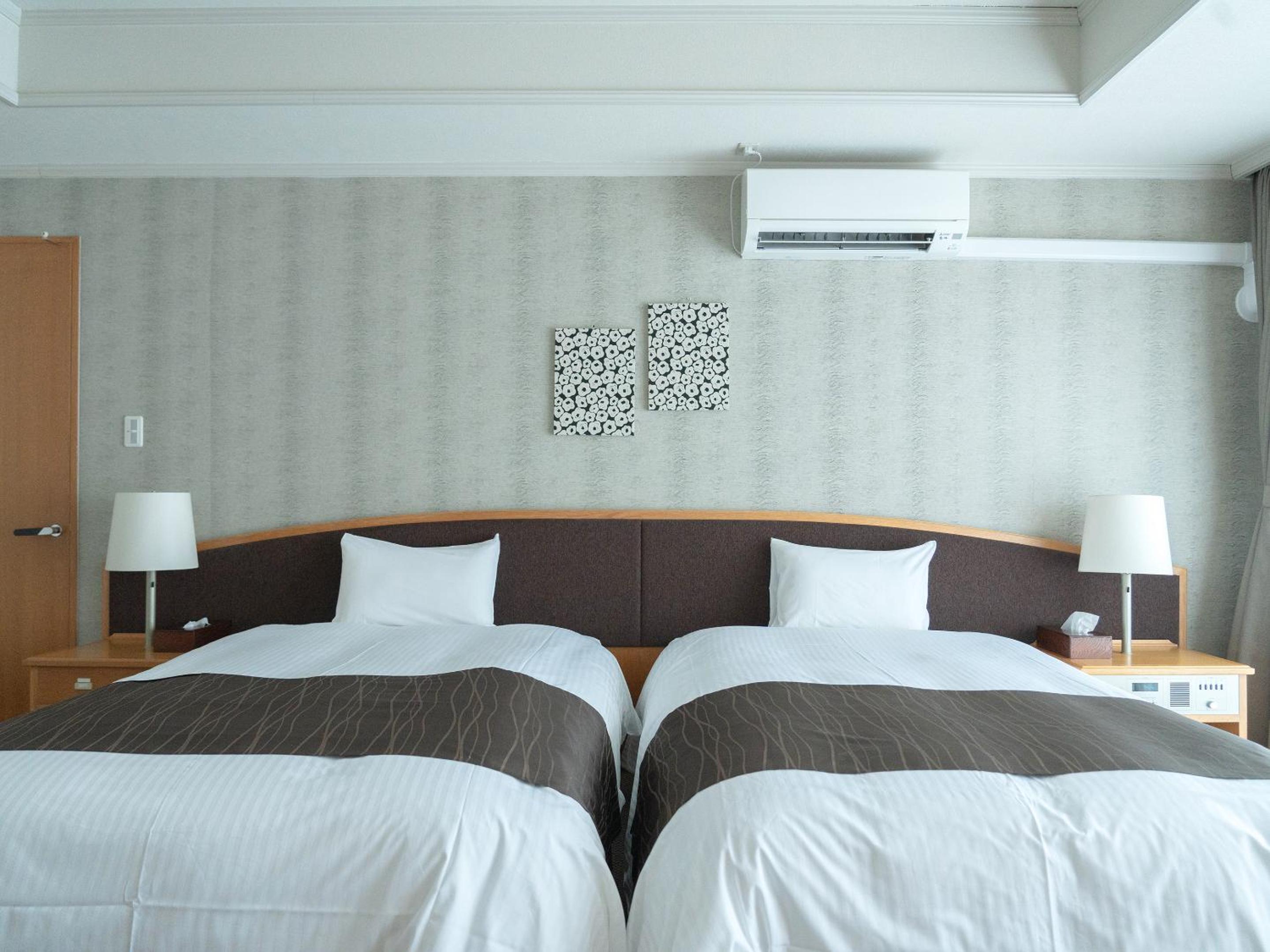 Suite with Lake View photo 2