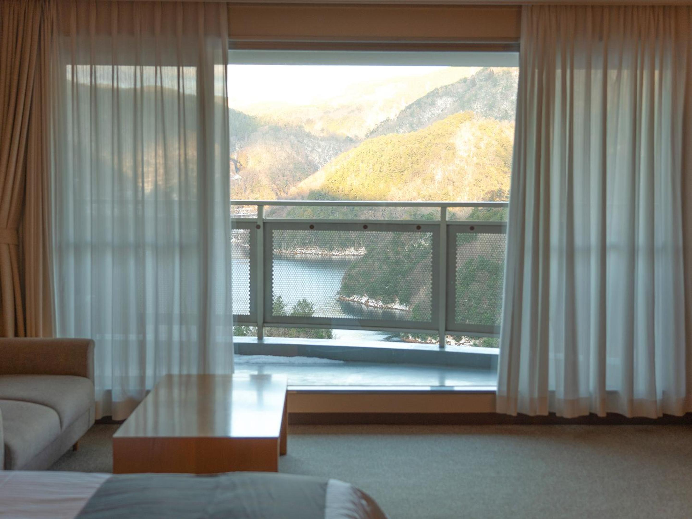 Single Room with Lake View photo 2