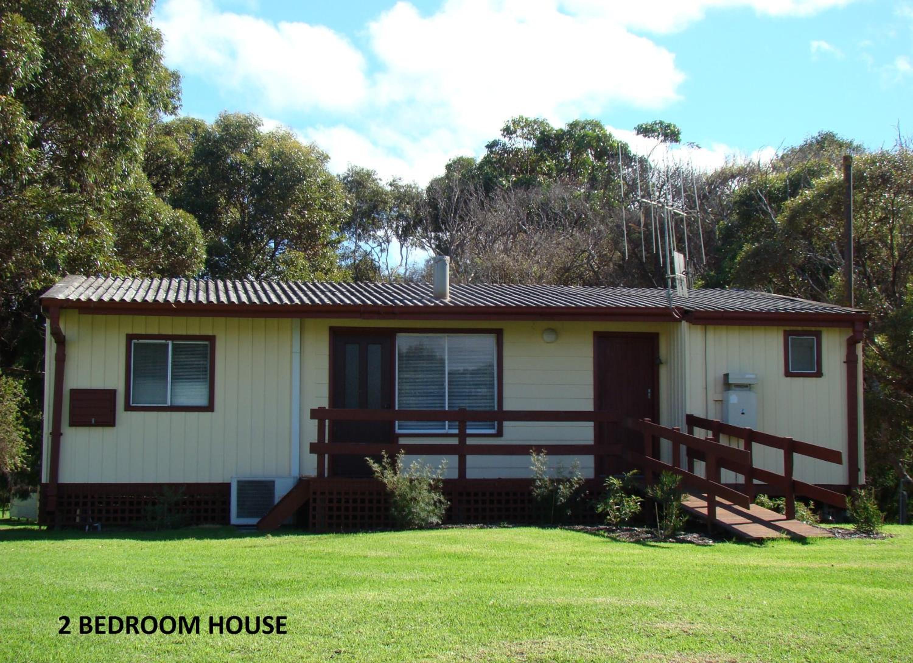 Two-Bedroom House photo 2