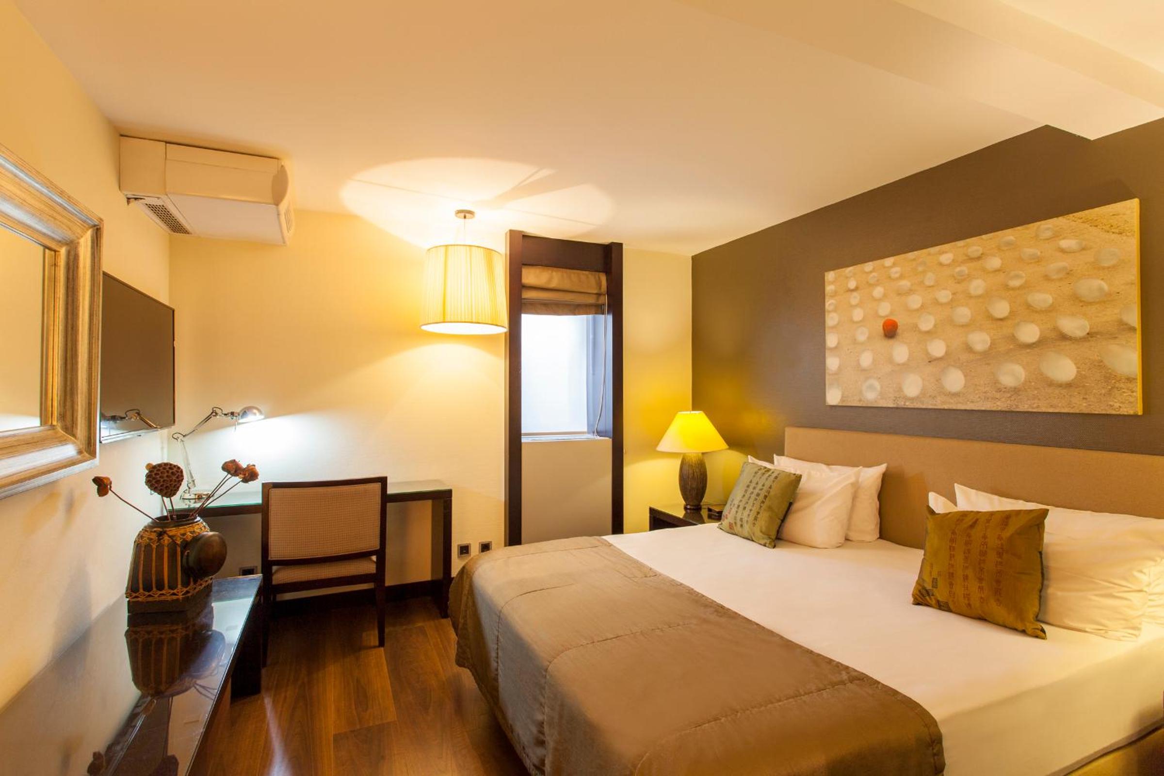 Double Room - Lower Ground Floor