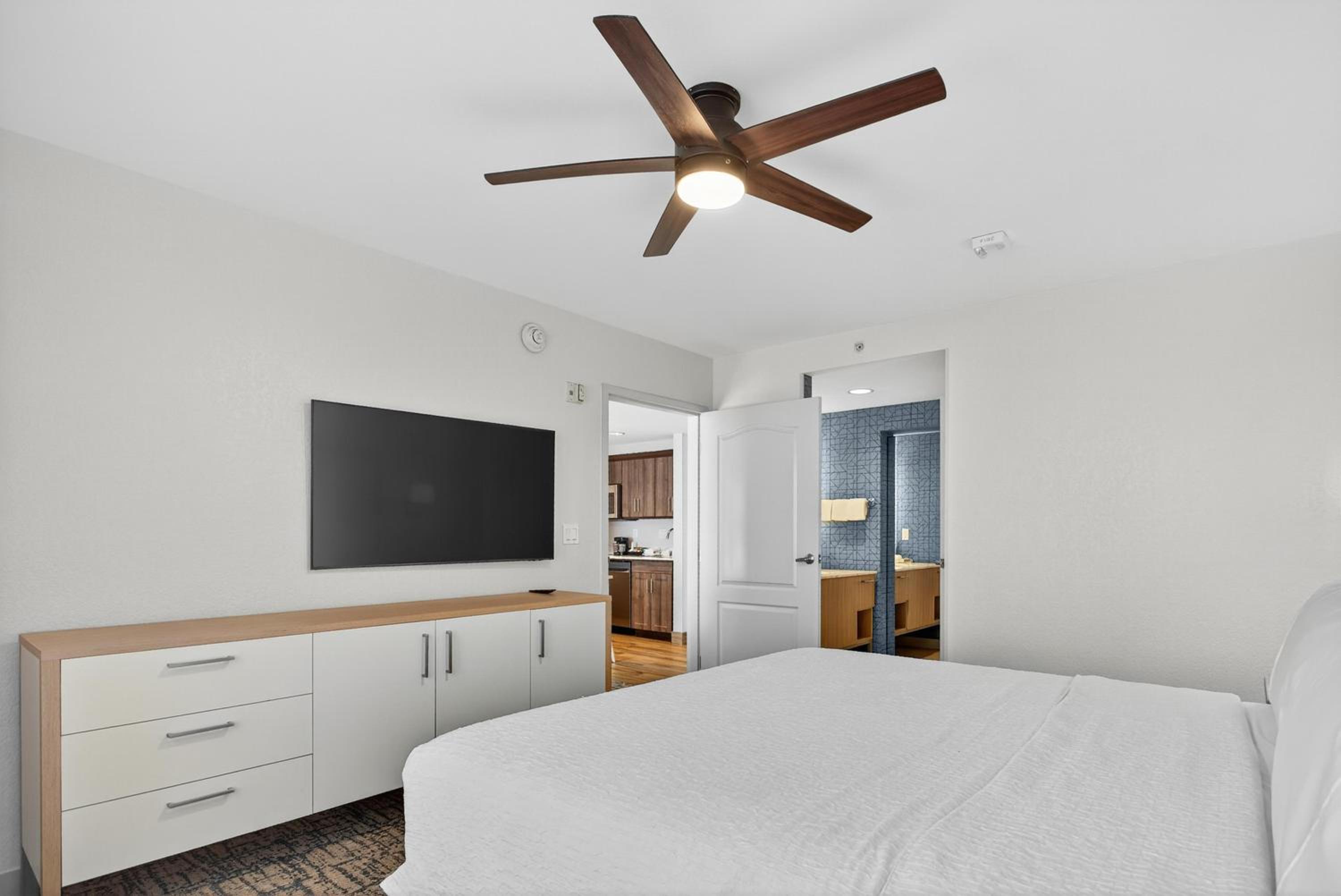 Two-Bedroom Suite - Non-Smoking photo 1