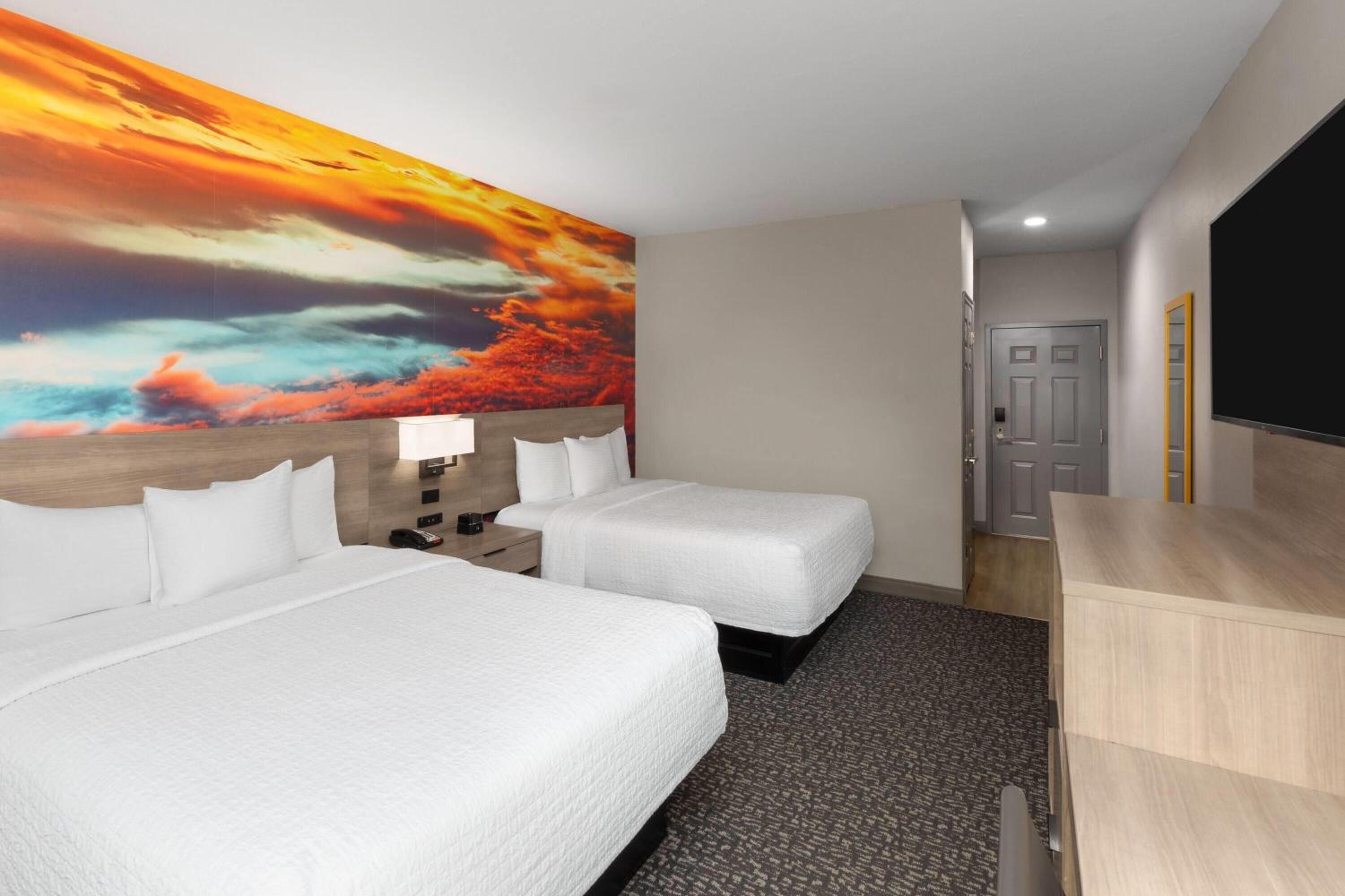 Deluxe Queen Room with Two Queen Beds - Photo 1
