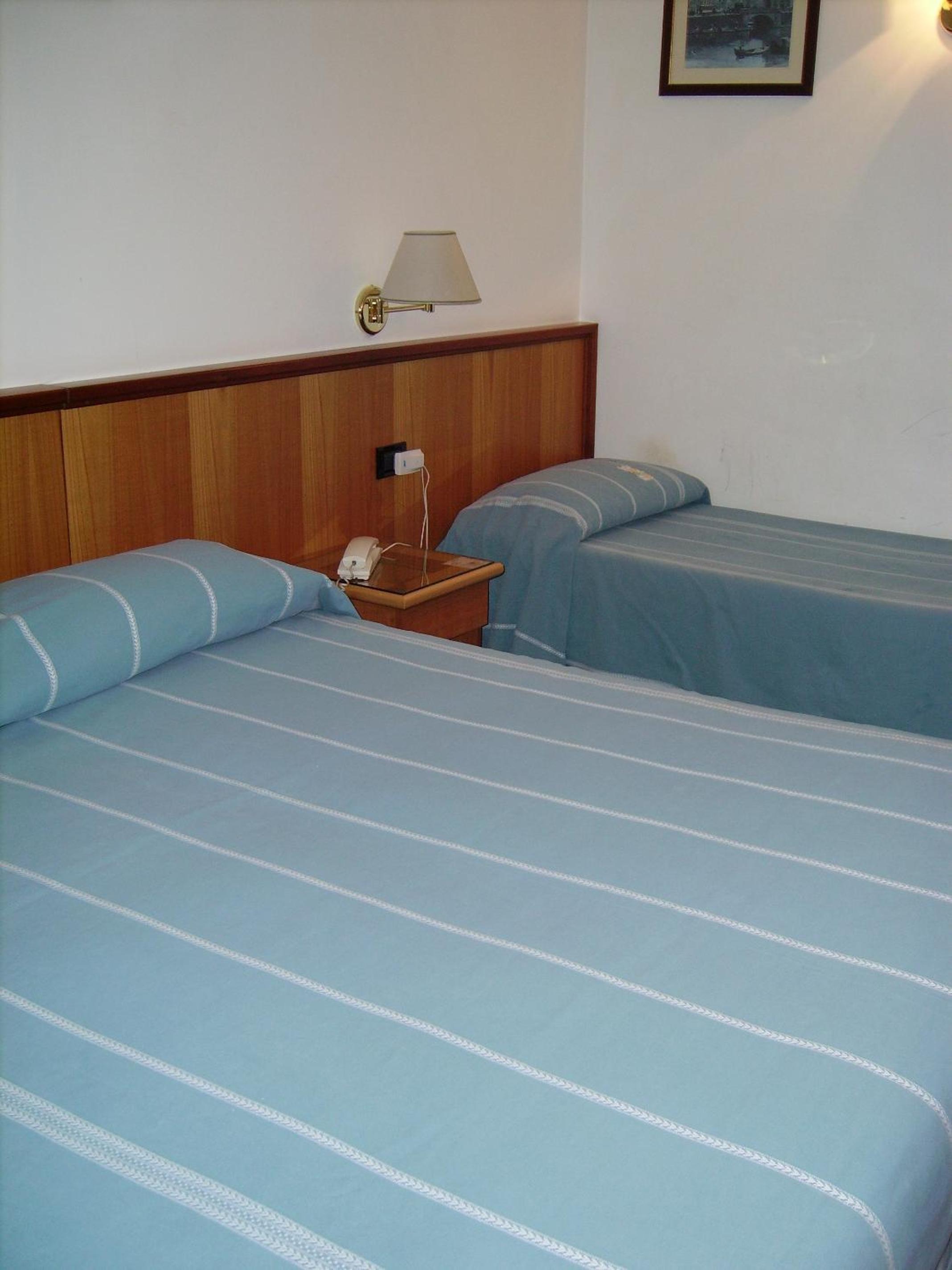 Triple Room photo 2