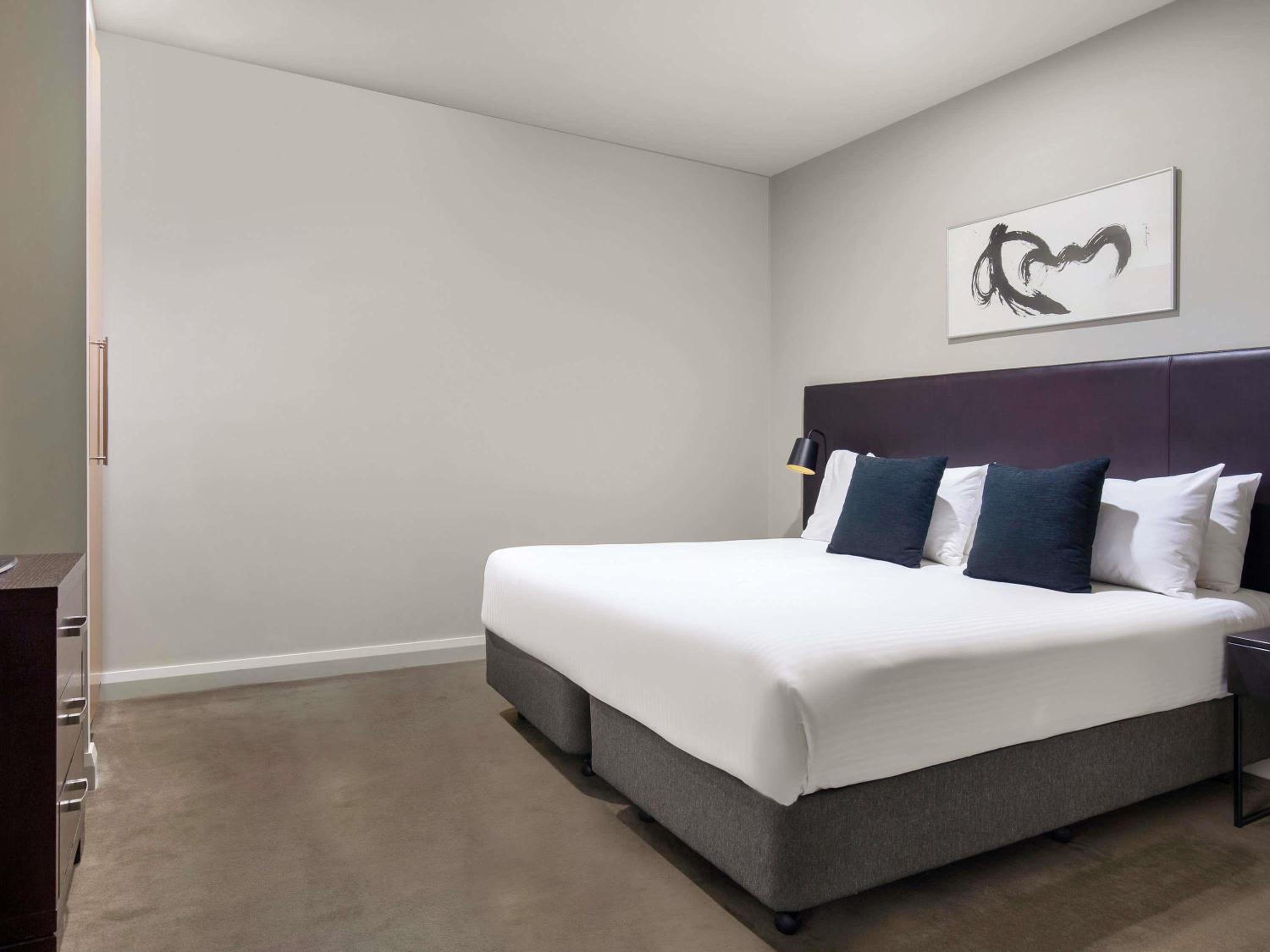 Suite with Park View - Photo 4