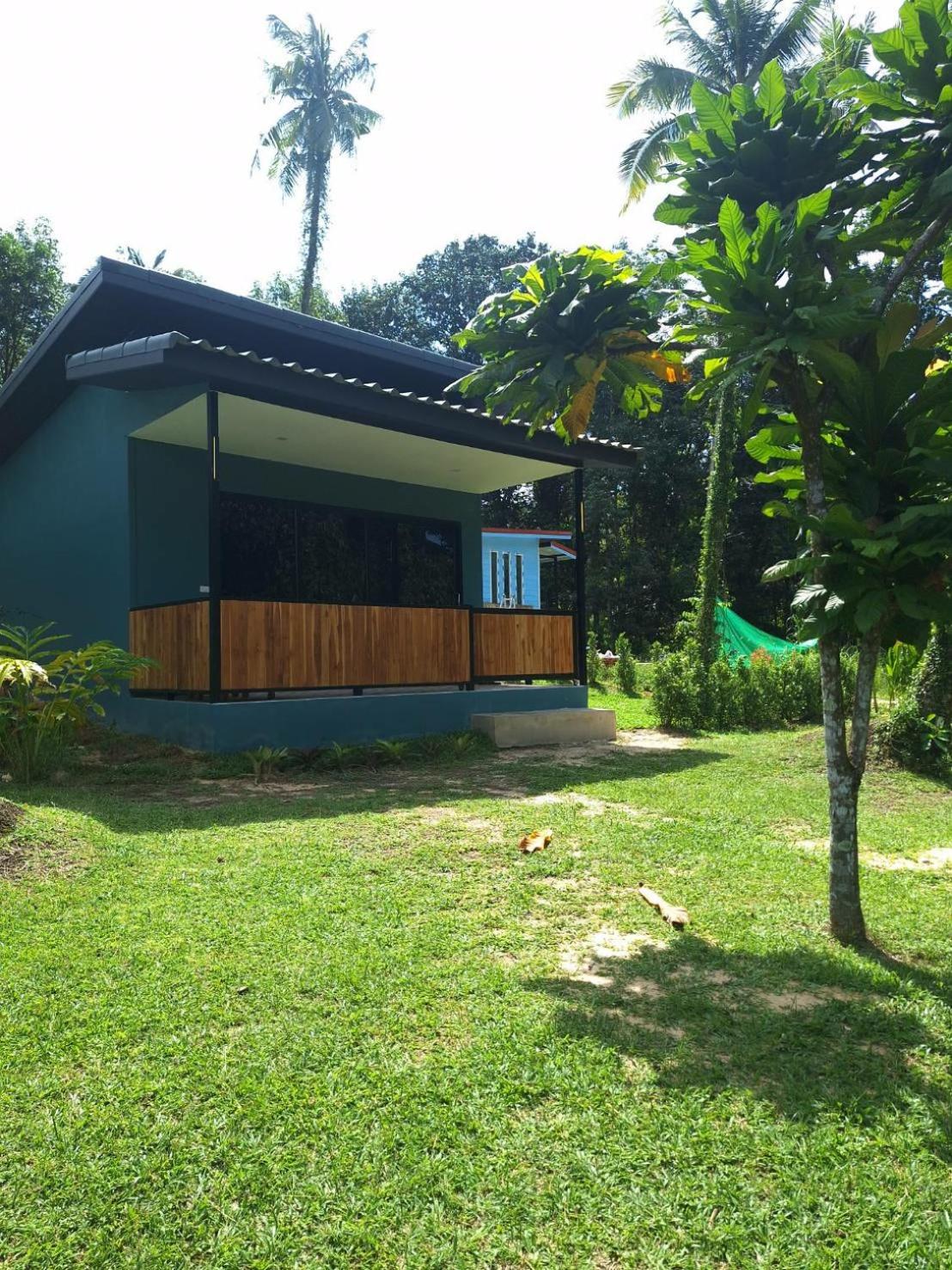 Family Room with Garden View