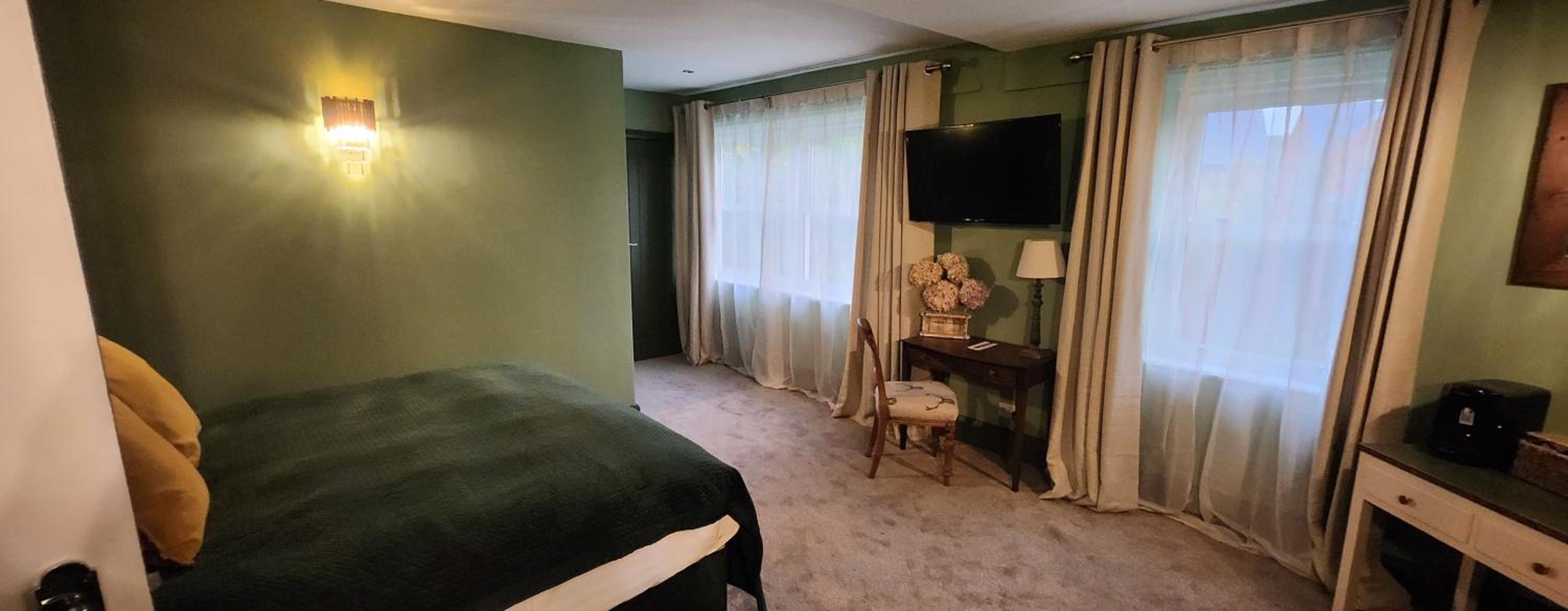 King Room with Garden View