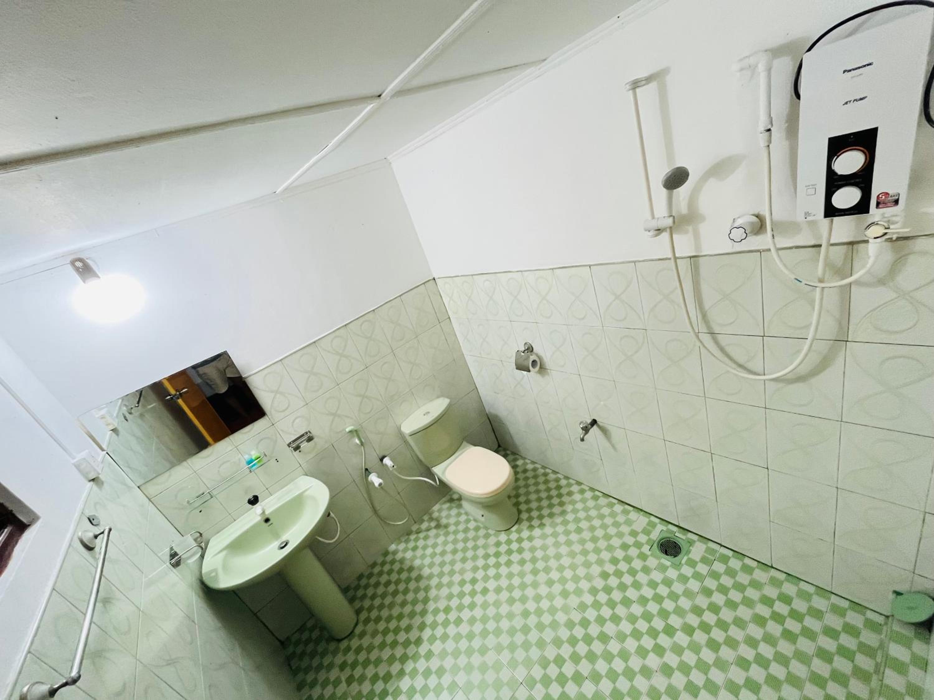 Standard Triple Room photo 2
