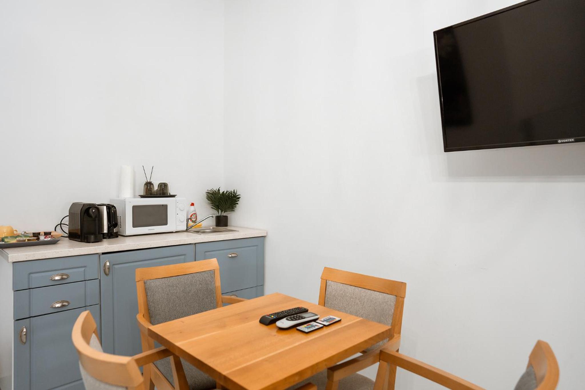 Apartment - Photo 1