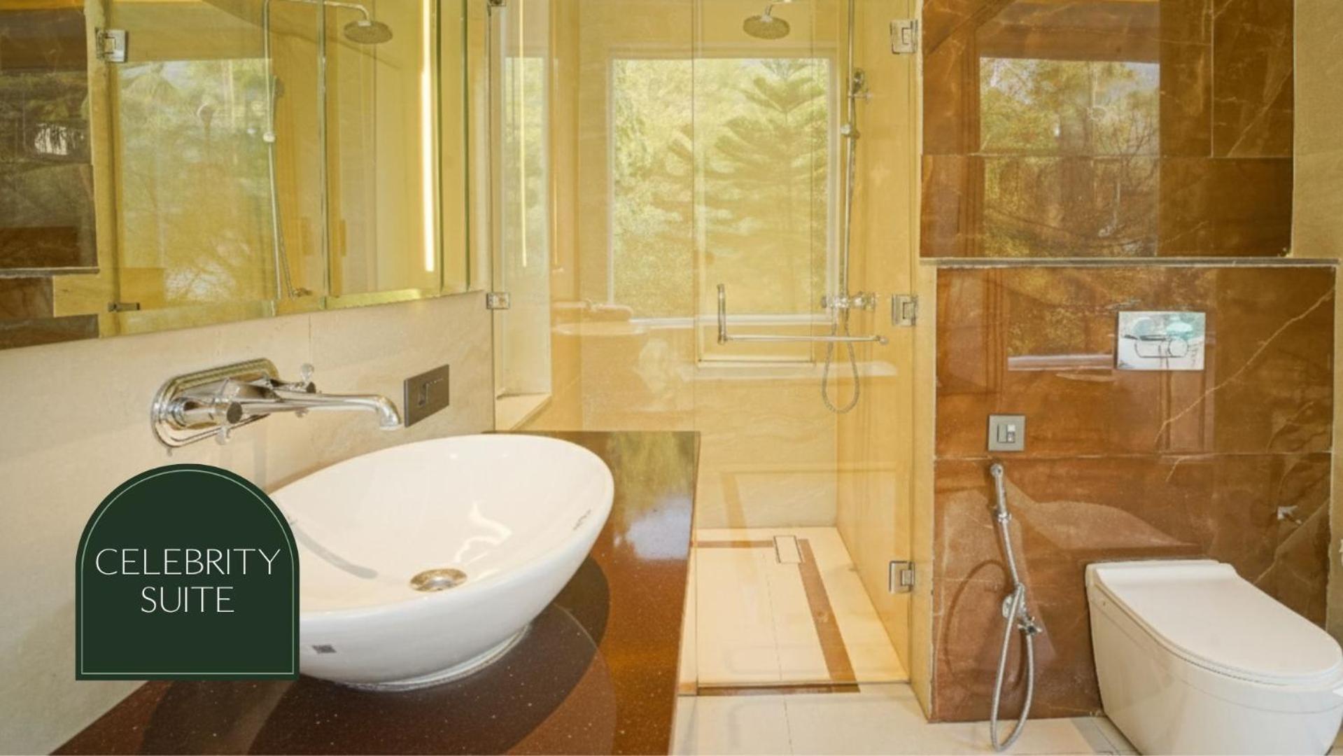 Celebrity Suite photo 2