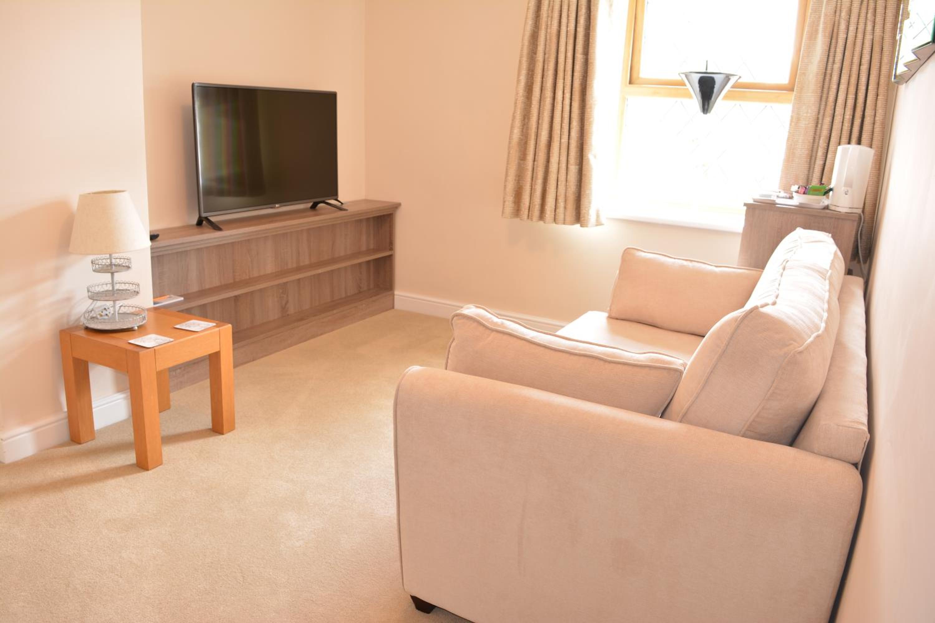 Deluxe Triple Room photo 3