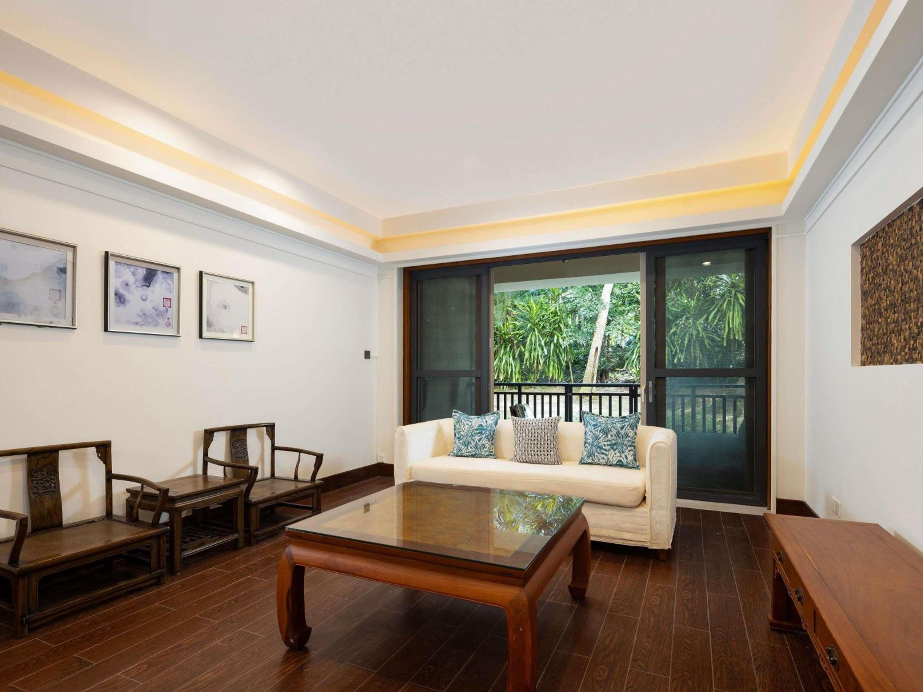 Signature Suite,2 Separate Bedrooms