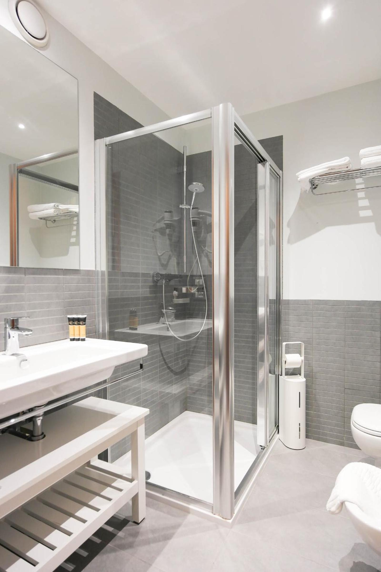 Duplex Suite - Photo 5