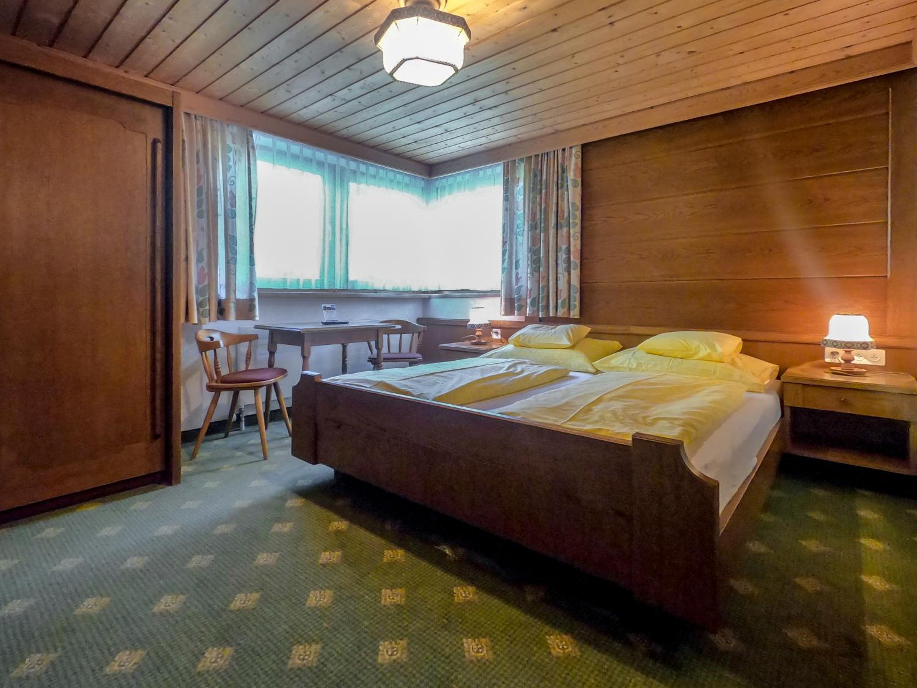Small Double Room photo 2