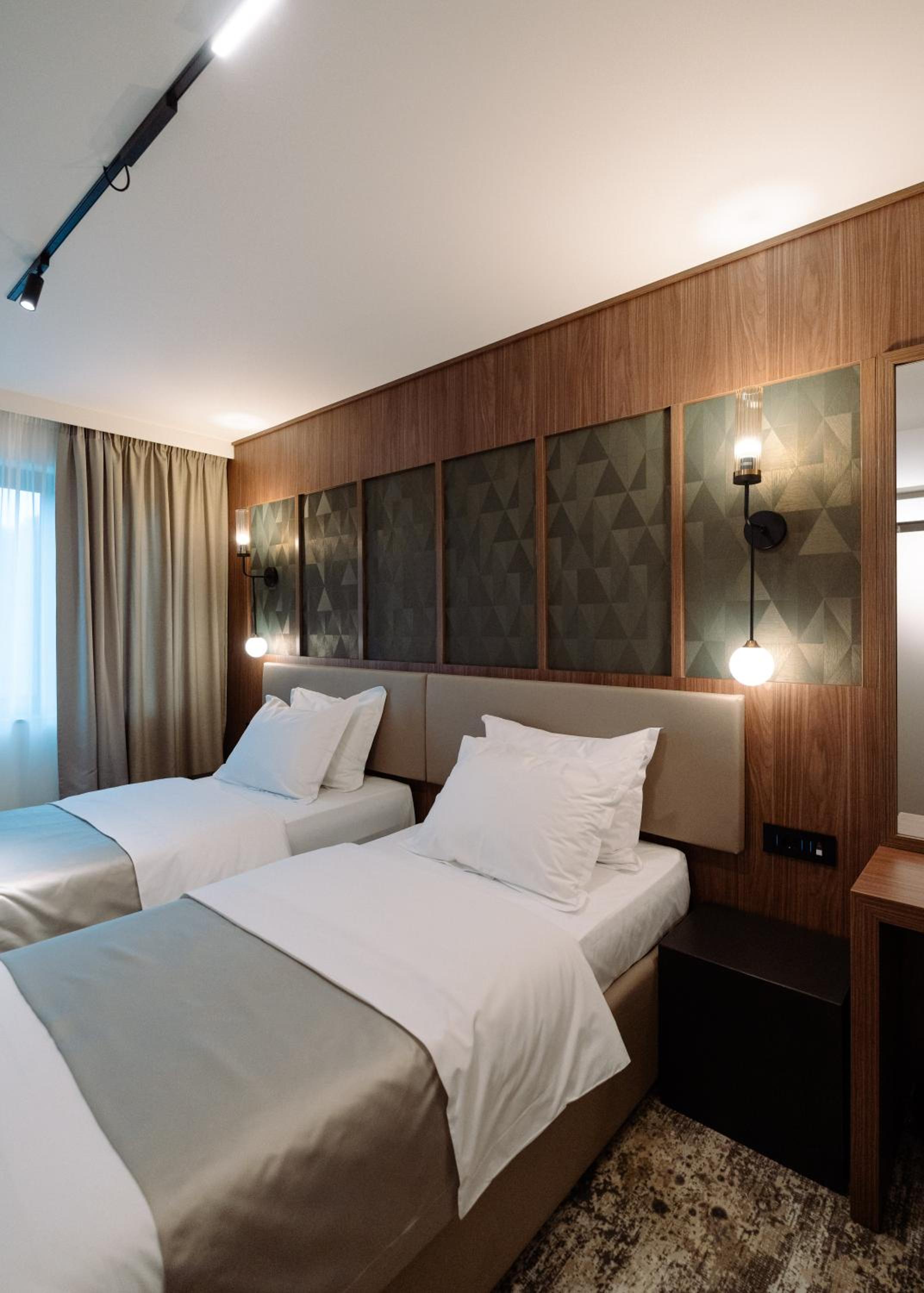 Double or Twin Room photo 2