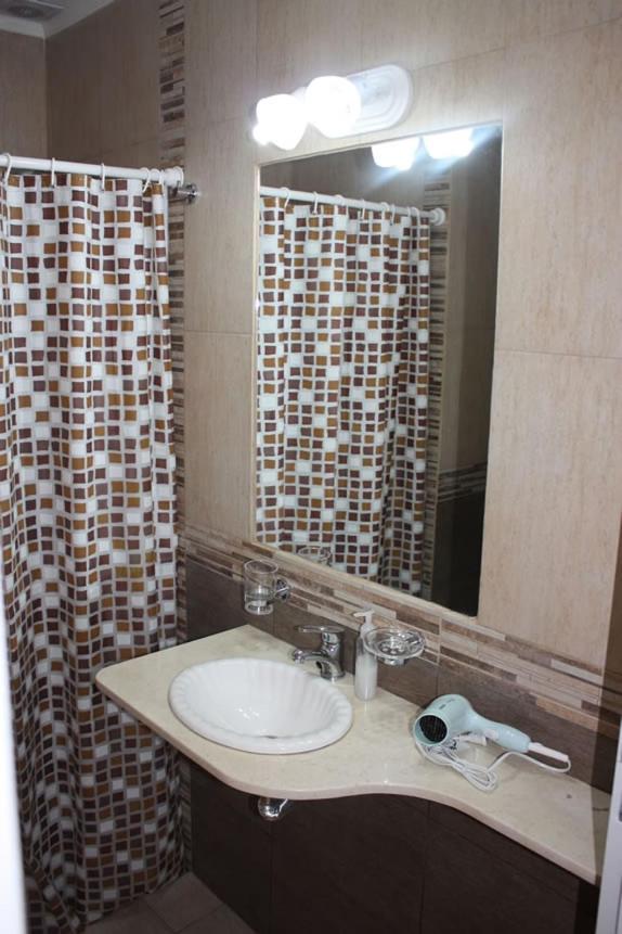 Studio Apartment photo 3