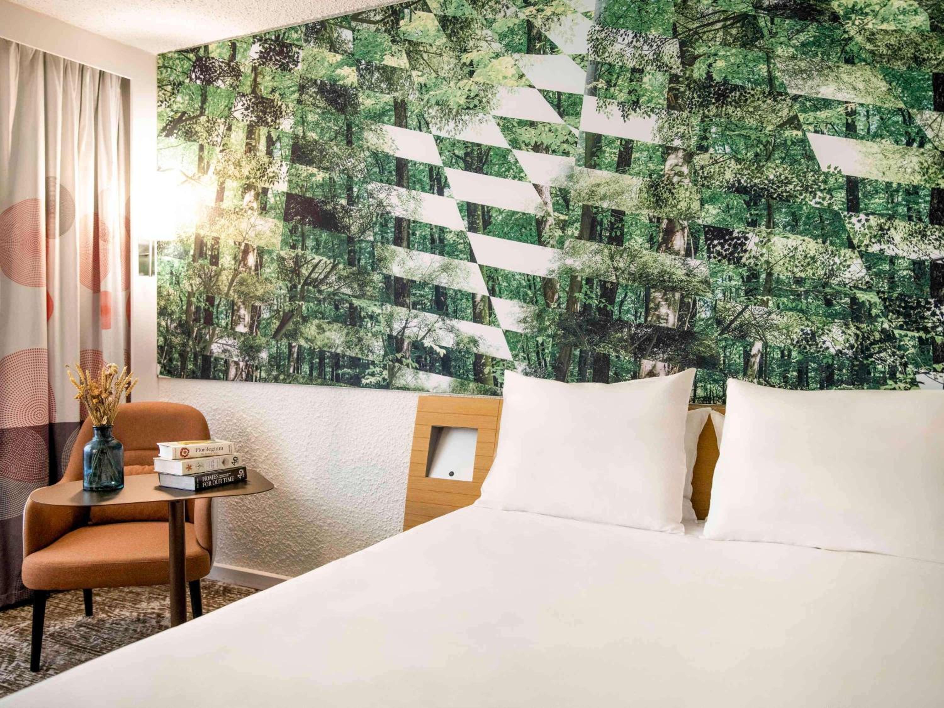 Double Room - Mobility Accessible - Photo 1